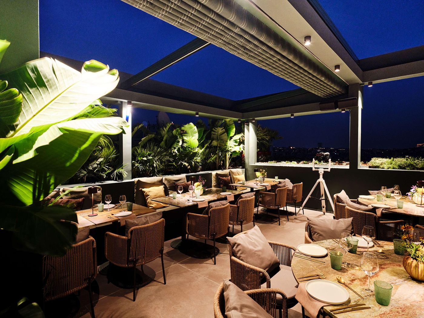 Radisson-Blu-Park-Hotel-Athens-Restaurant-53