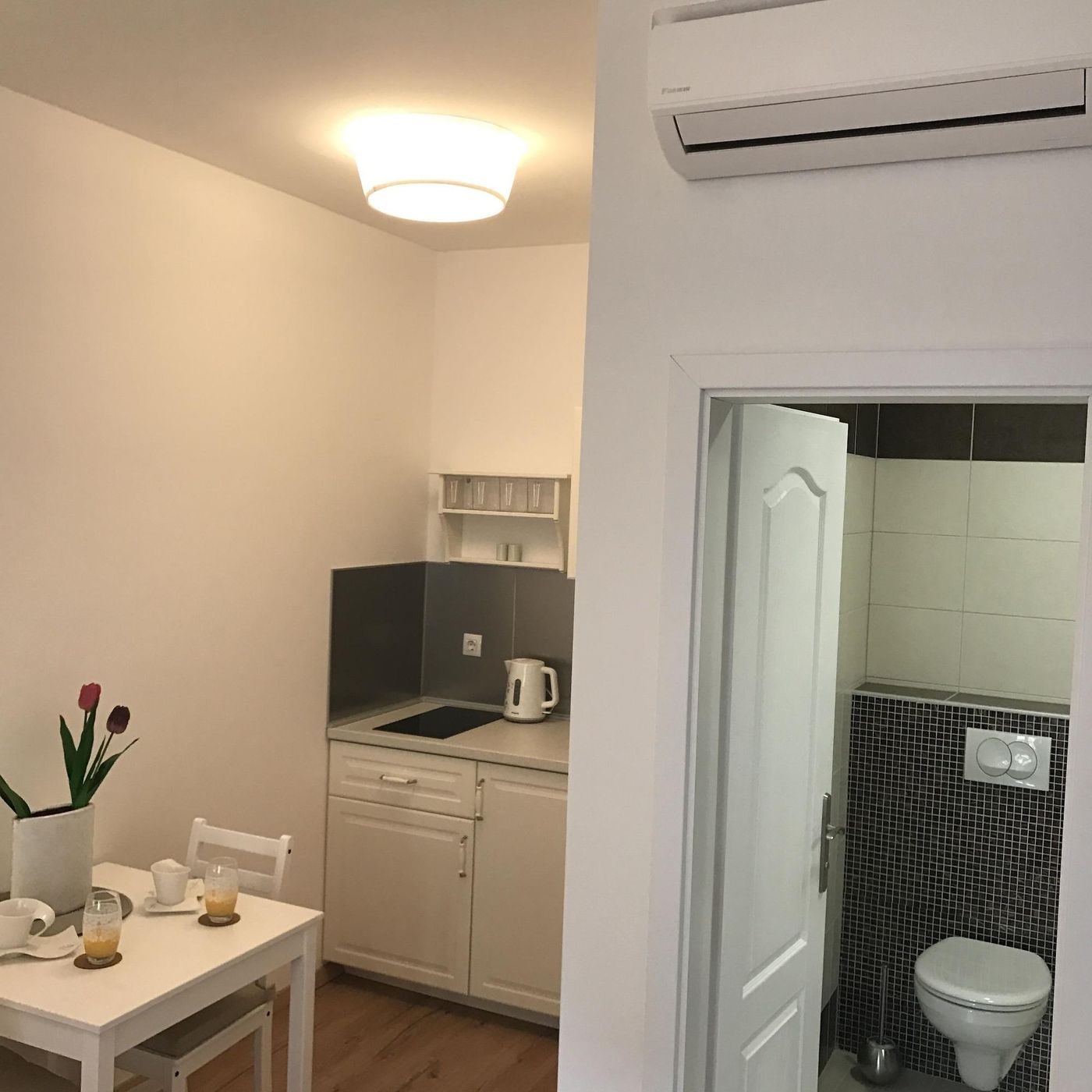 Rilati-Old-Town-Palace-Room-38