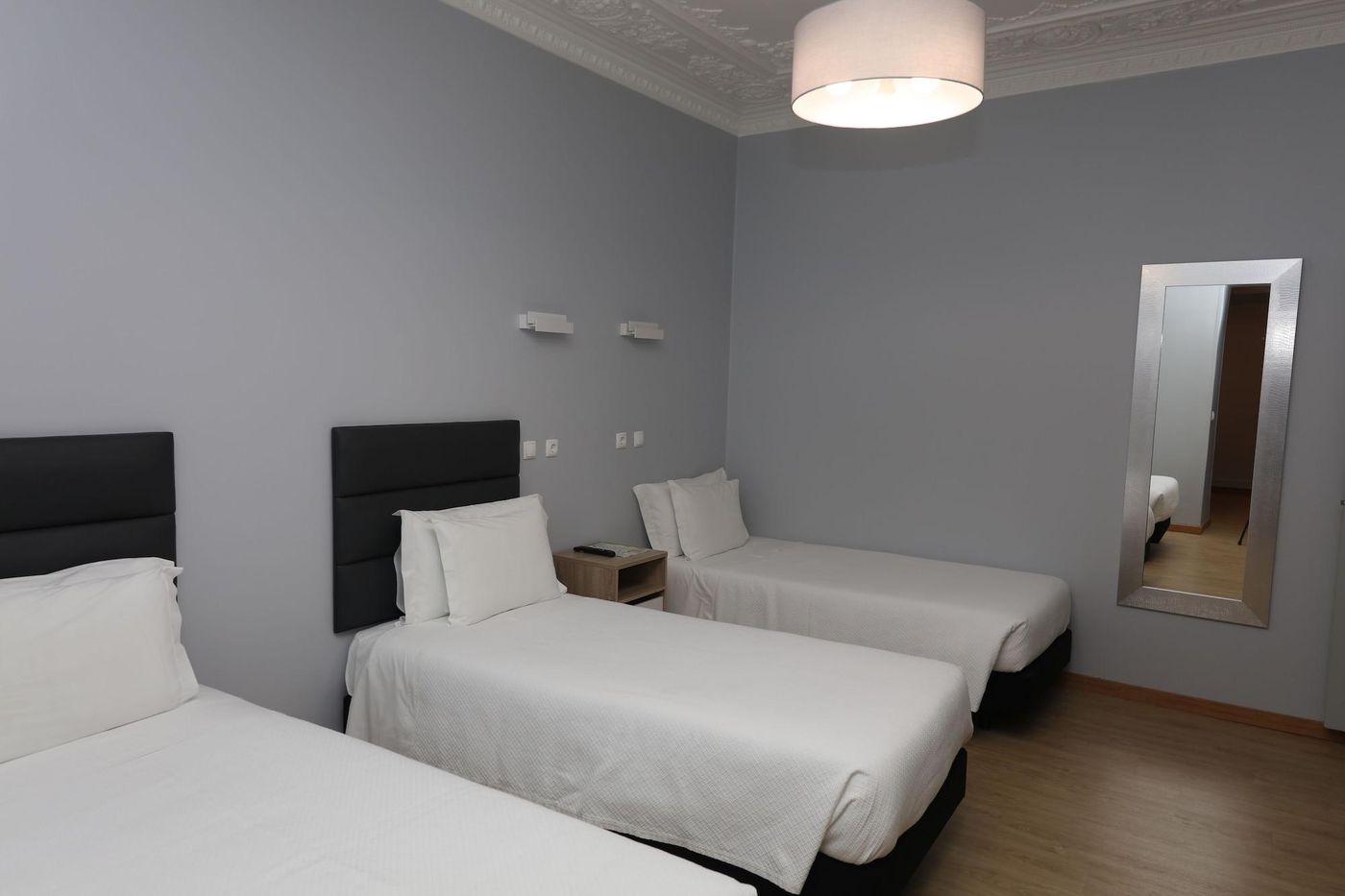 O-El-trico-Guesthouse-Room-24