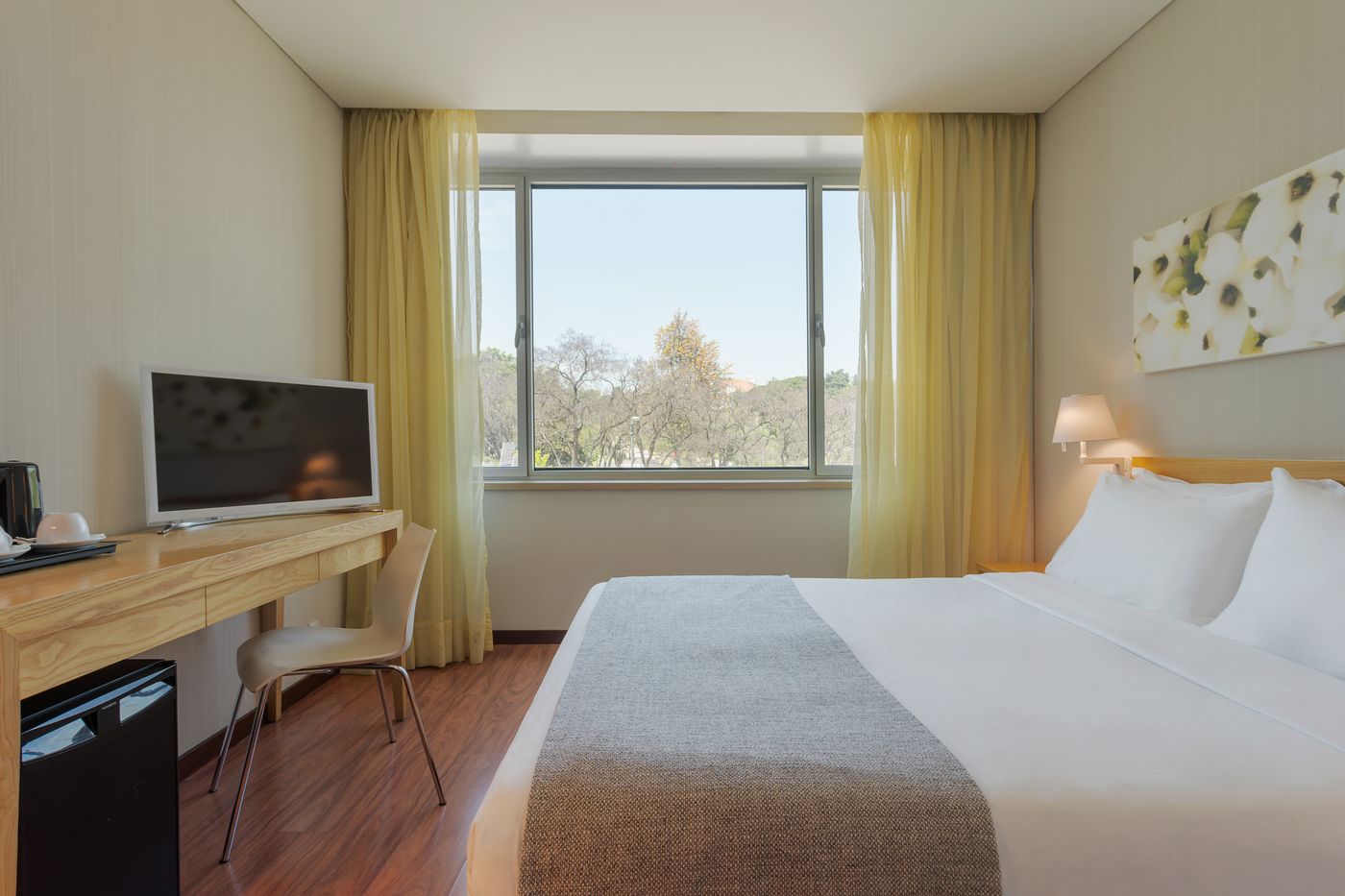 HF-Fenix-Garden-Room-15