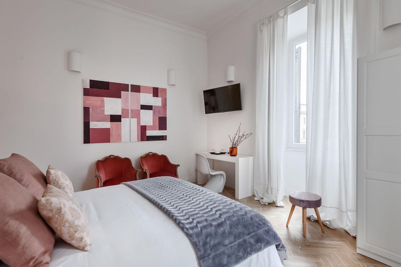 Da-Me-Suites-Room-11