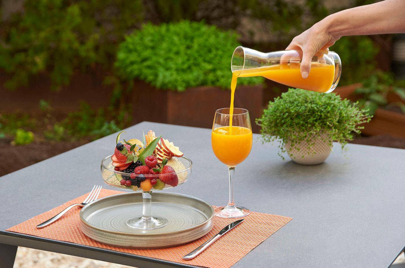 NH-Madrid-Las-Tablas-Restaurant-31