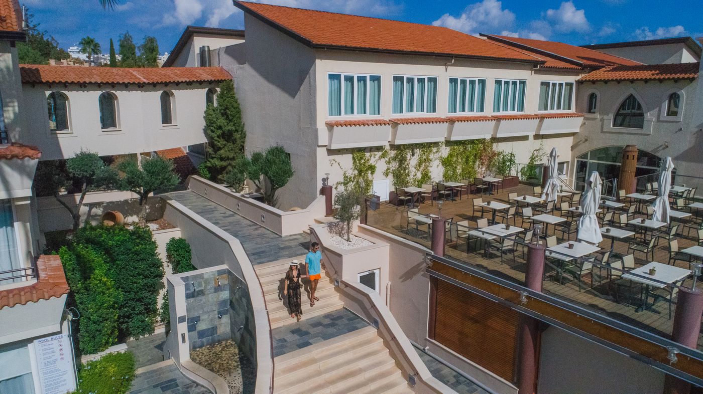 Napa-Plaza-Hotel-Terrace-8