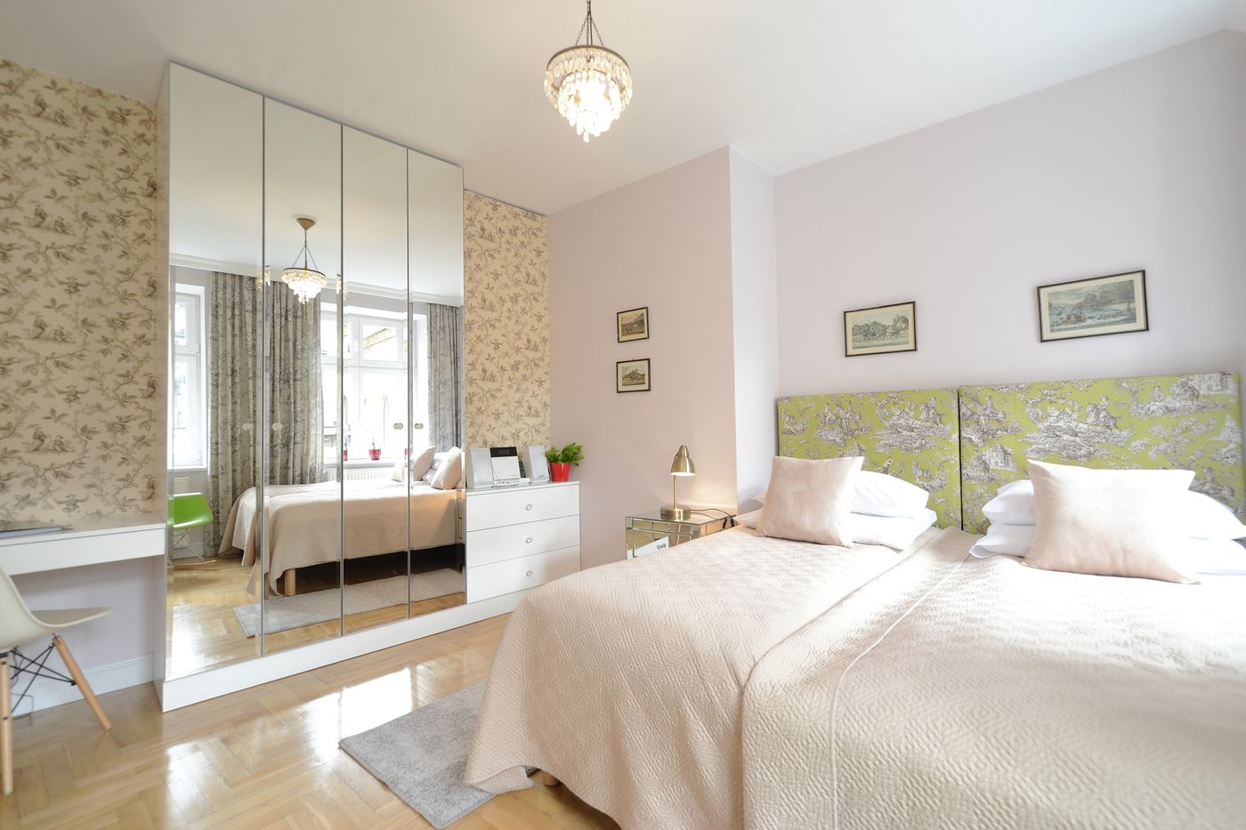 Crystal-Suites-chez-Helena-Room-3