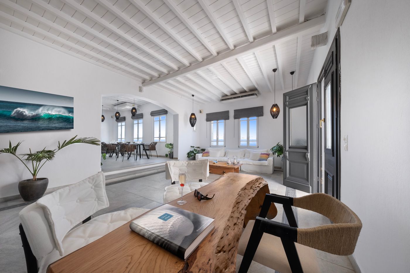 Deliades-Hotel-Lobby-60