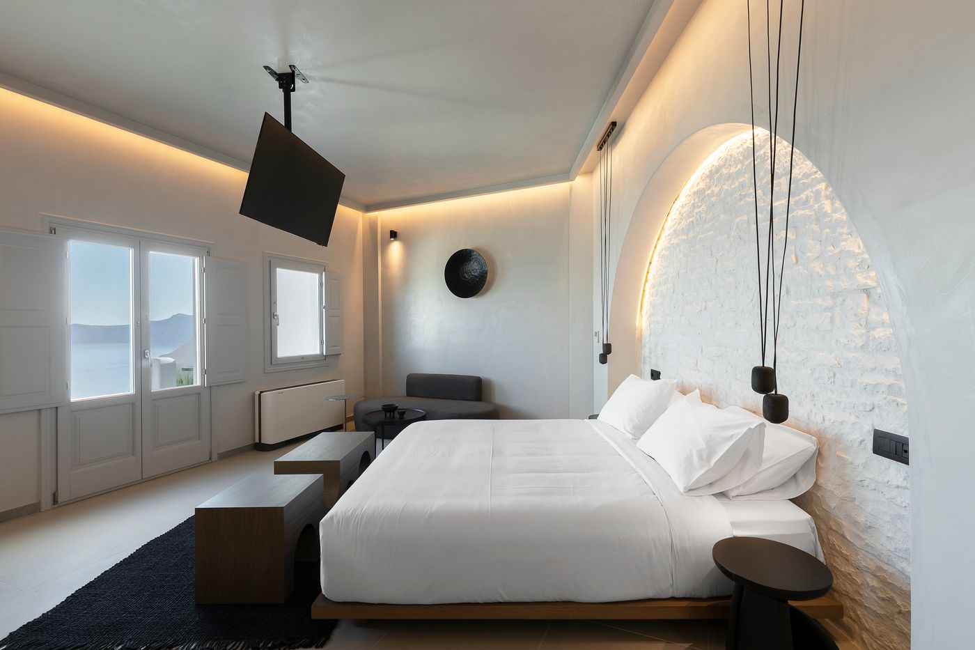 Hom-Santorini-Room-15