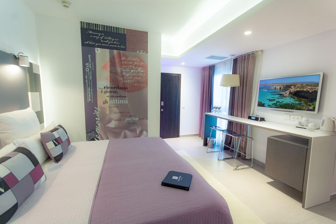 Valentina-Hotel-Room-15