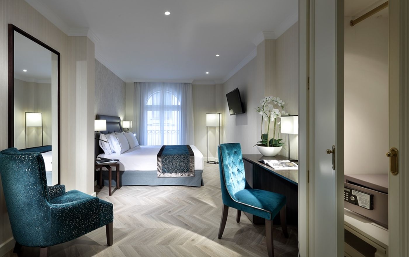 Eurostars-Casa-de-la-Lirica-Room-7