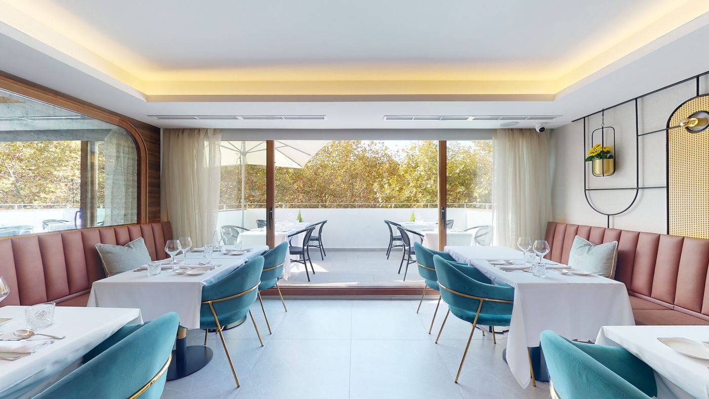 Nivia Born Boutique Hotel