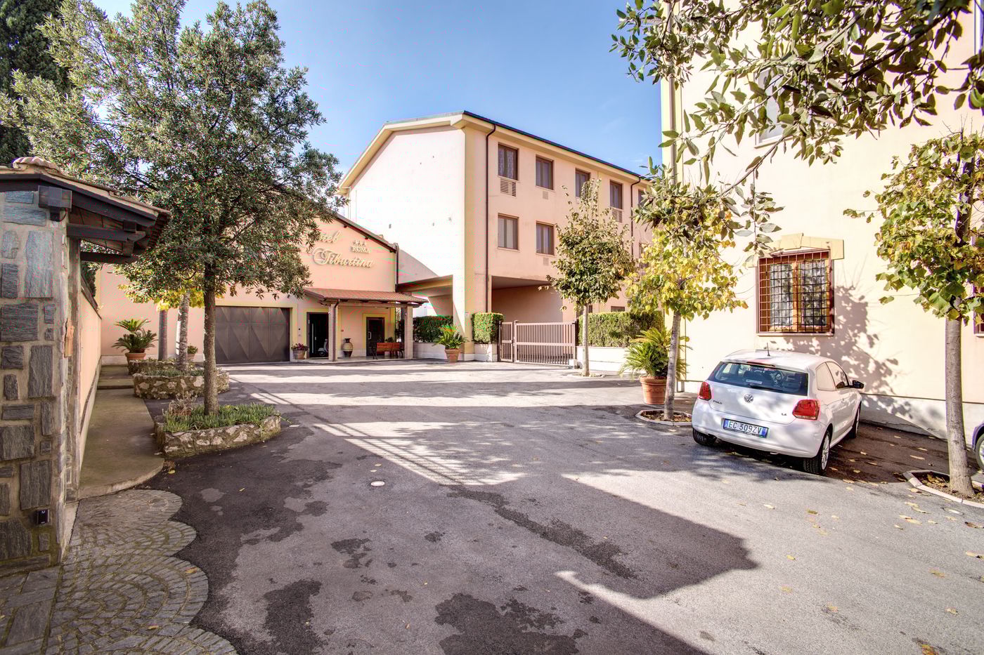 Hotel-Roma-Tiburtina-General-view-8