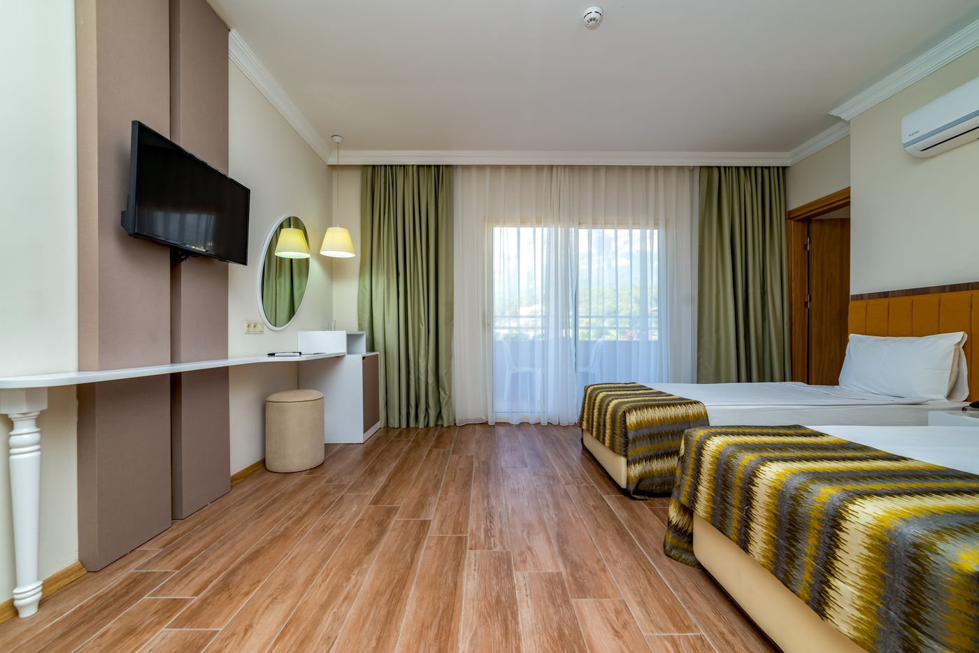 Armas-Gul-Beach-Room-32