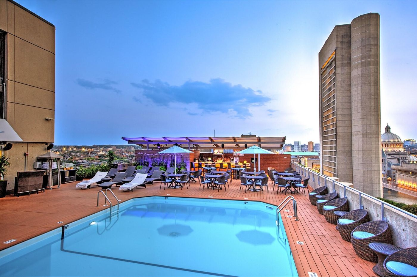 The-Colonnade-Hotel-Pool-43