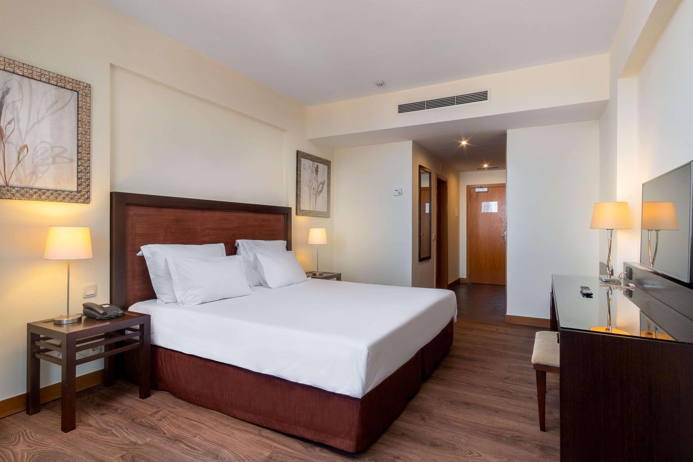 TUI-Blue-Gardens-Adults-Only-Savoy-Signature-Room-17