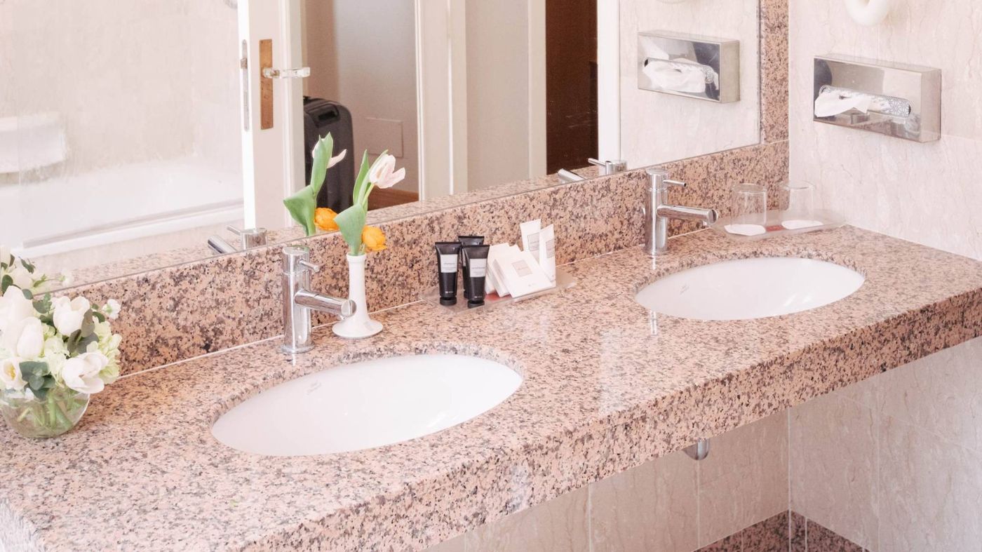 Bettoja-Hotel-Massimo-d-Azeglio-Room-43