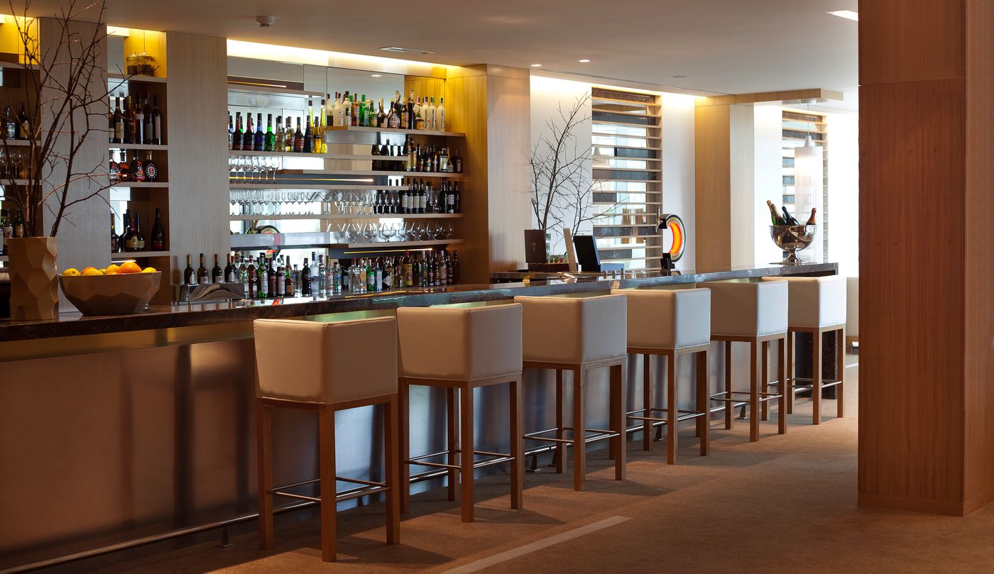 Martinhal-Lisbon-Cascais-Family-Hotel-Bar-20