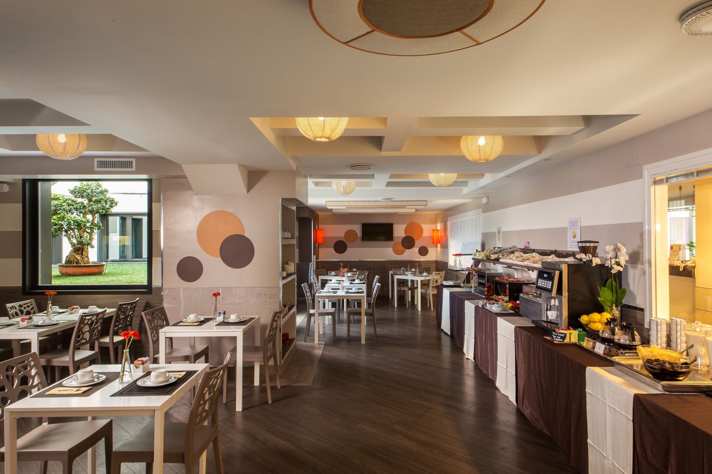 Hotel-Domidea-Restaurant-46