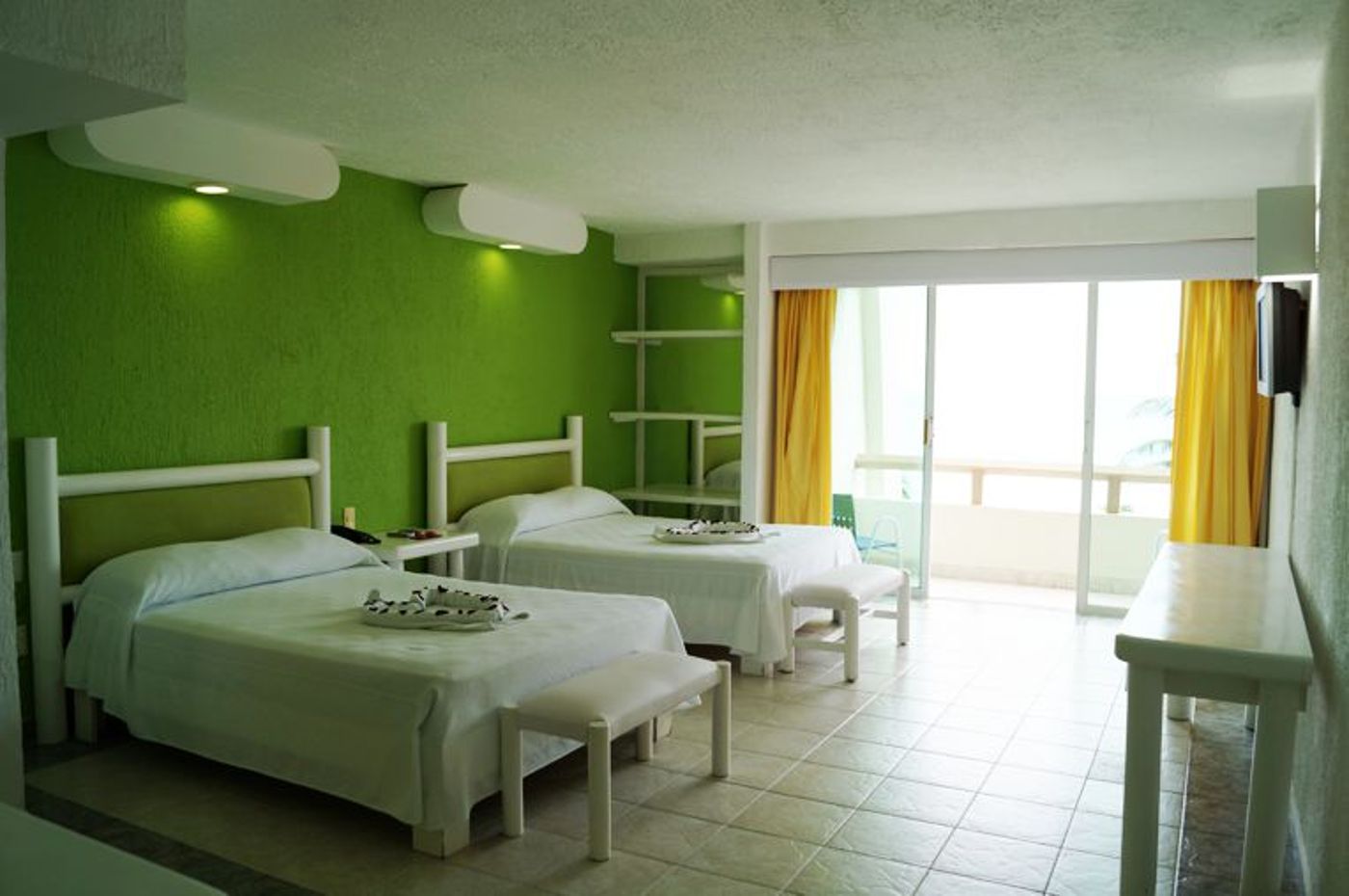 Solymar Cancun Beach Resort