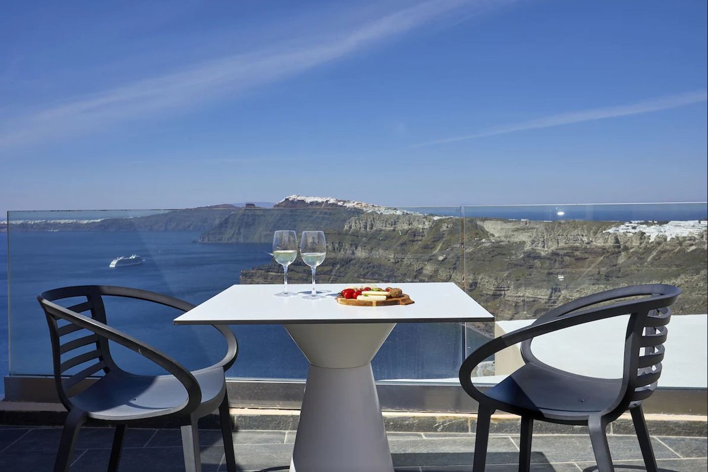 Suites-of-the-Gods-Cave-Spa-Terrace-60