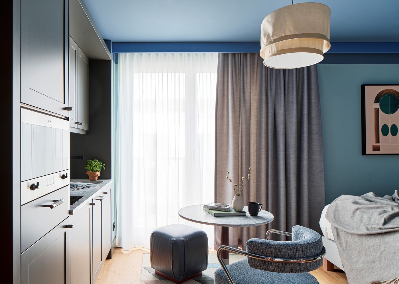 Schwan-Locke--Landwehrstrasse-Room-25