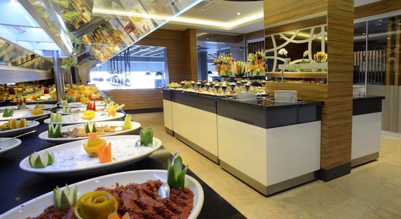 Maris-Beach-Restaurant-14