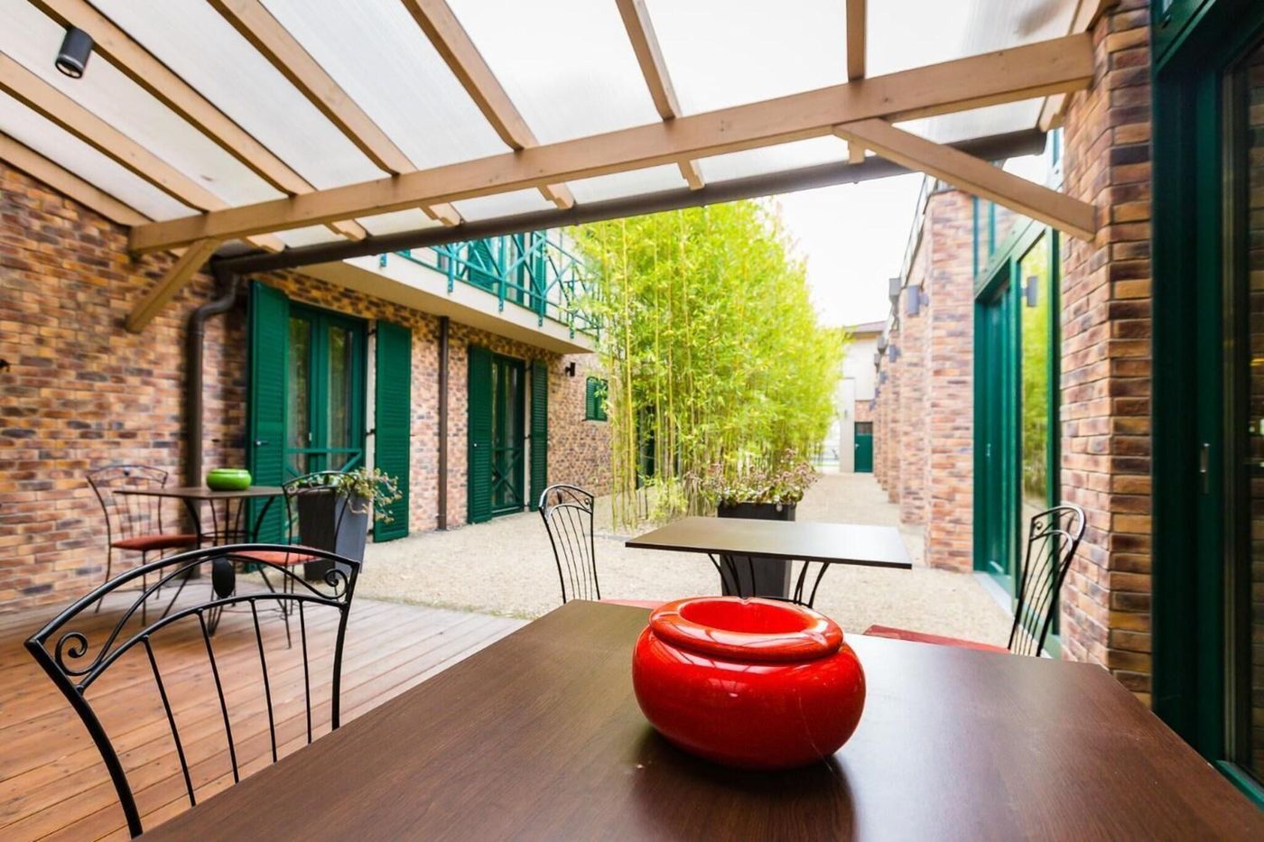 Duna-Garden-Hotel-Terrace-28