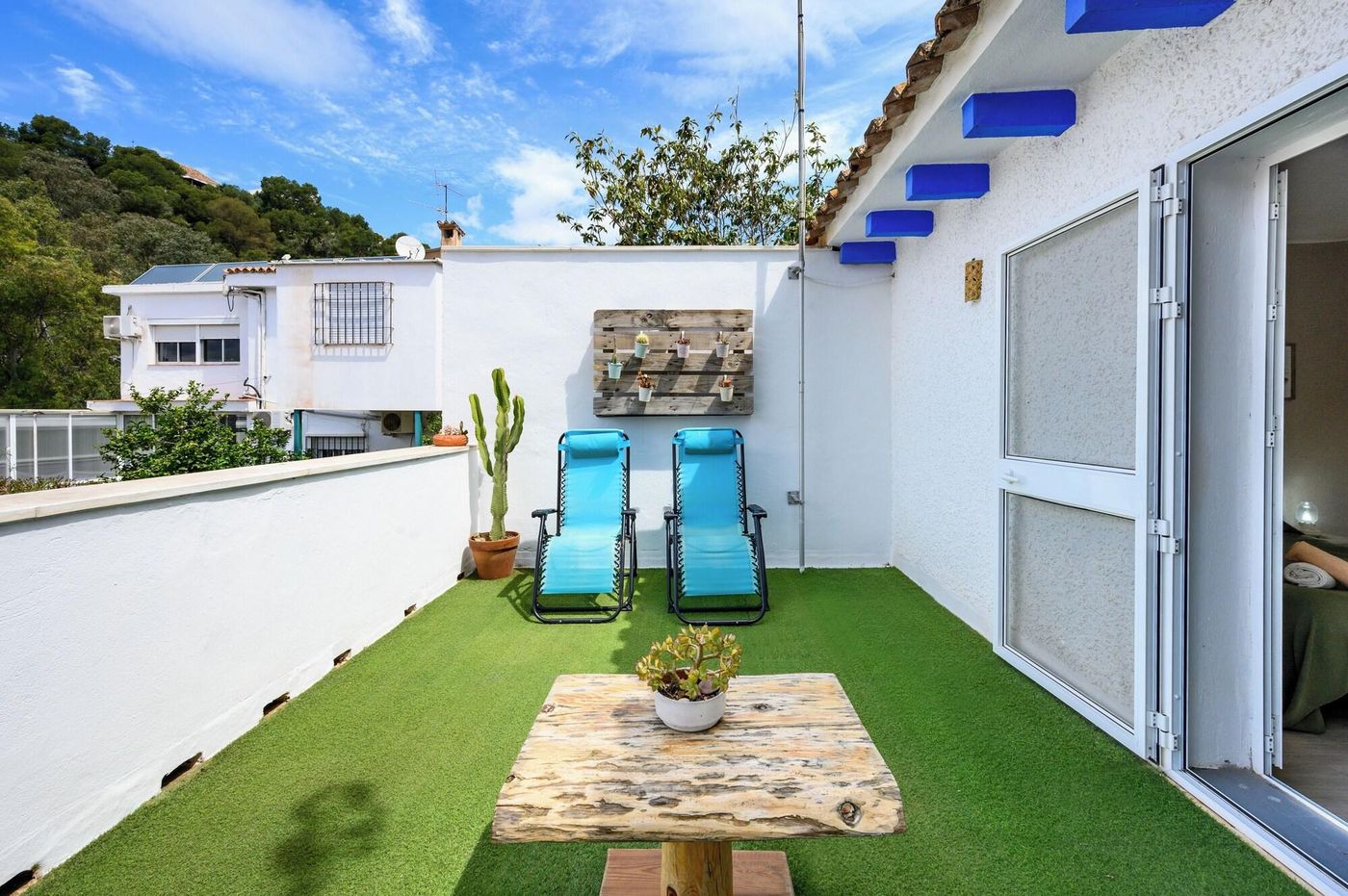 Blue-Castle-Malaga-Room-11