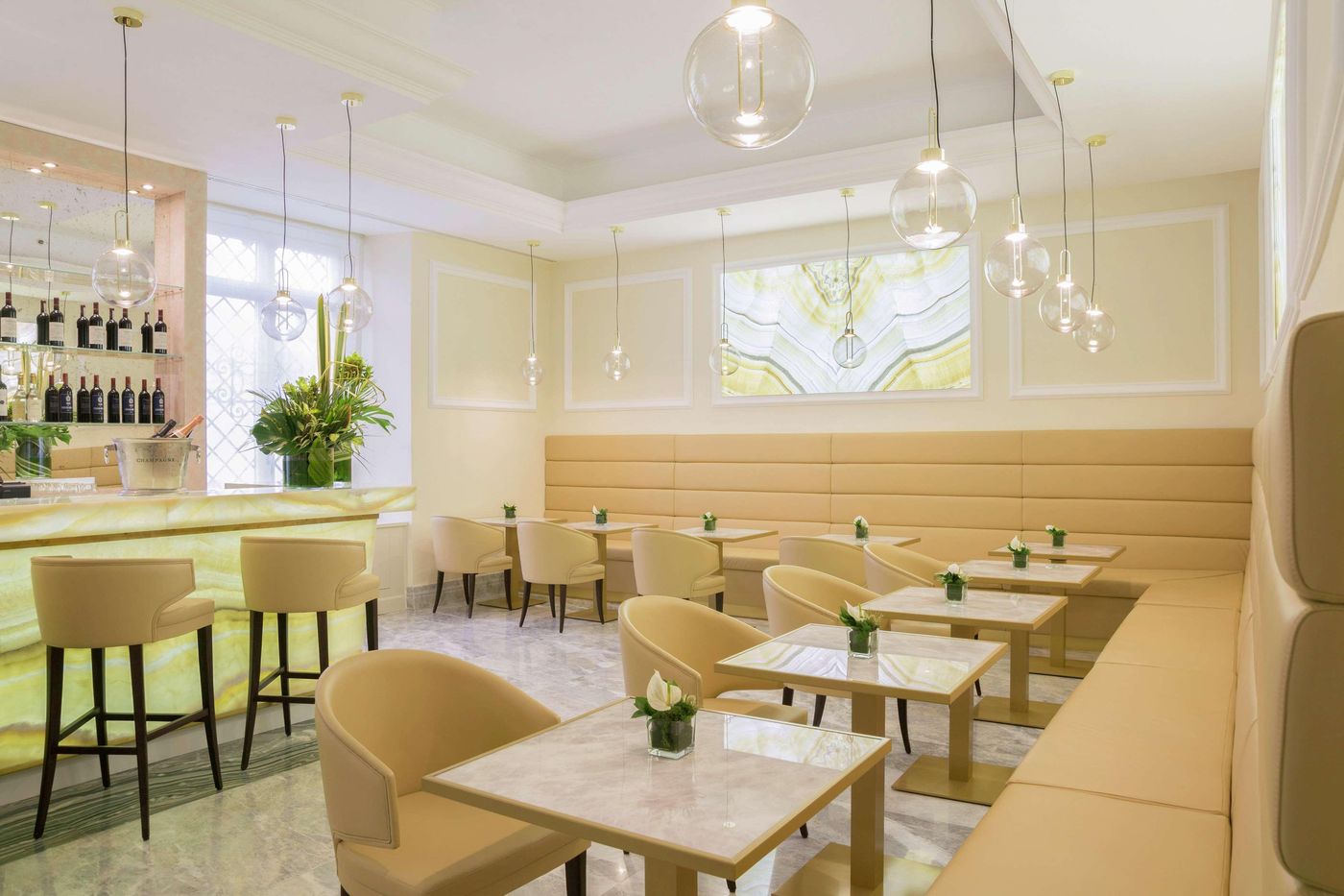 Aleph-Rome-Hotel--Curio-Collection-by-Hilton-Bar-16