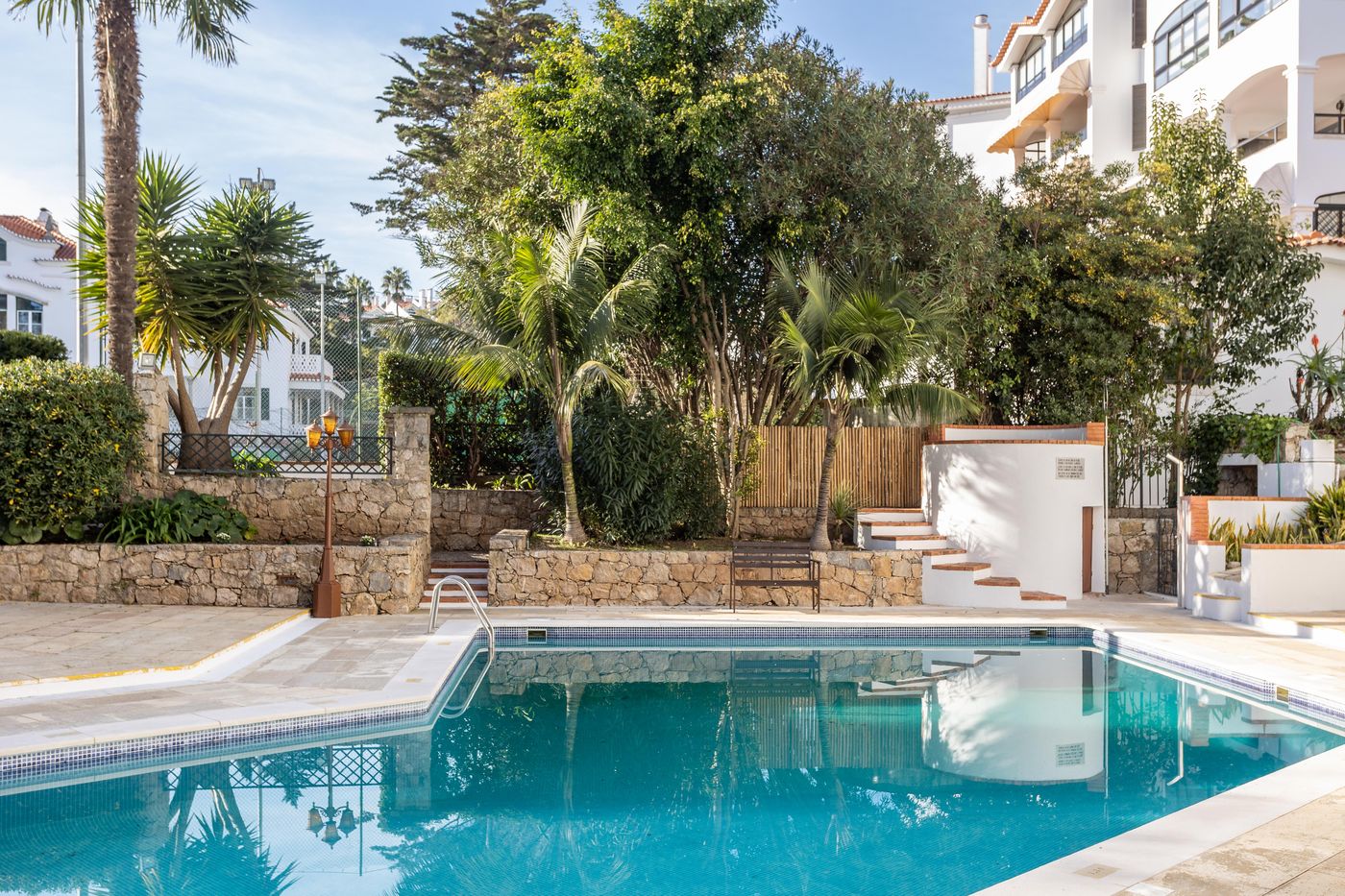 Clube-Do-Lago-Pool-3