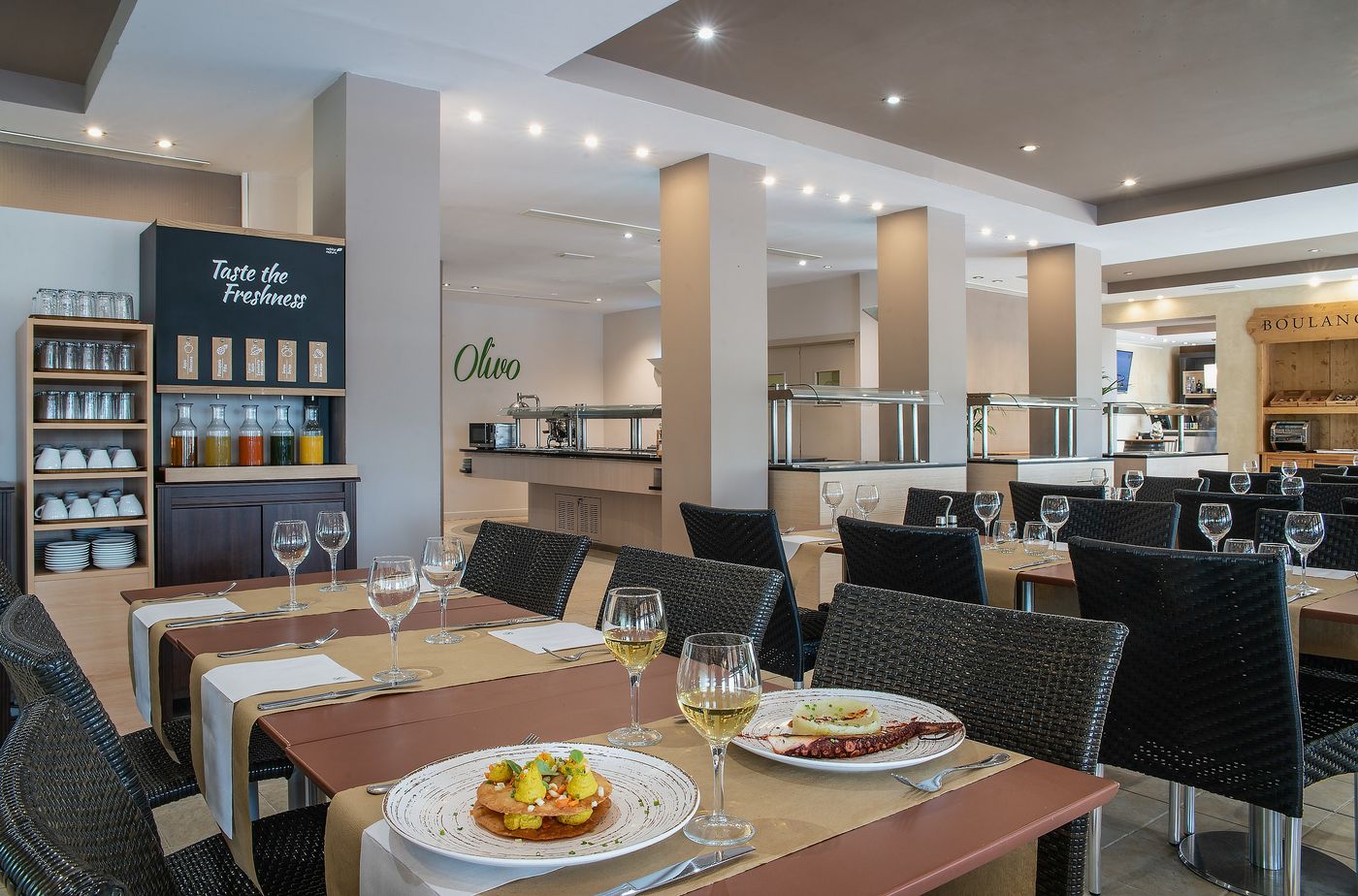 Pierre---Vacances-Bonavista-de-Bonmont-Restaurant-51