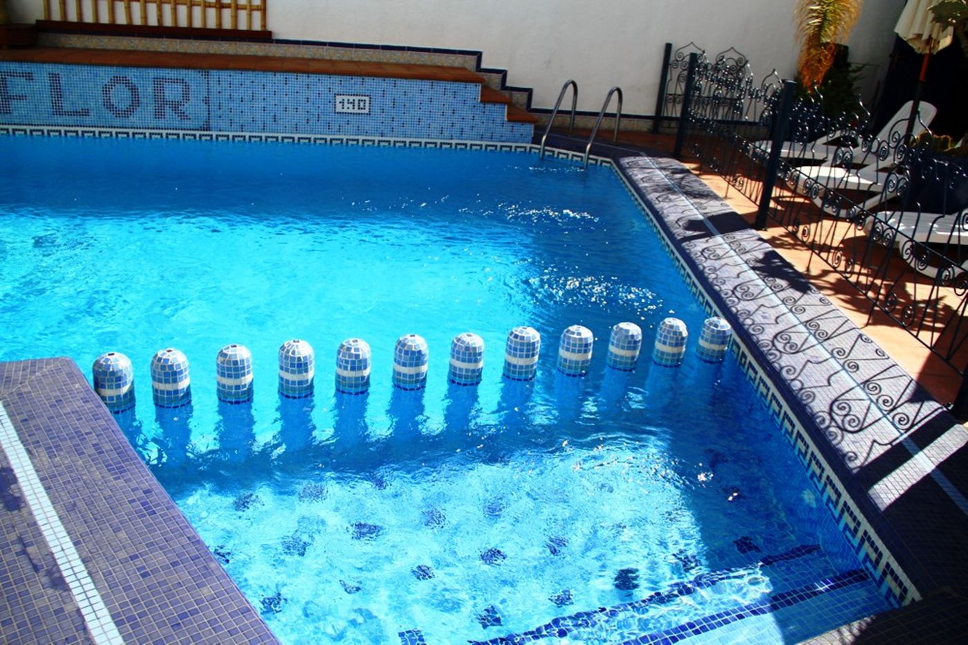 Playaflor-Chill-Out-Resort-Pool-17