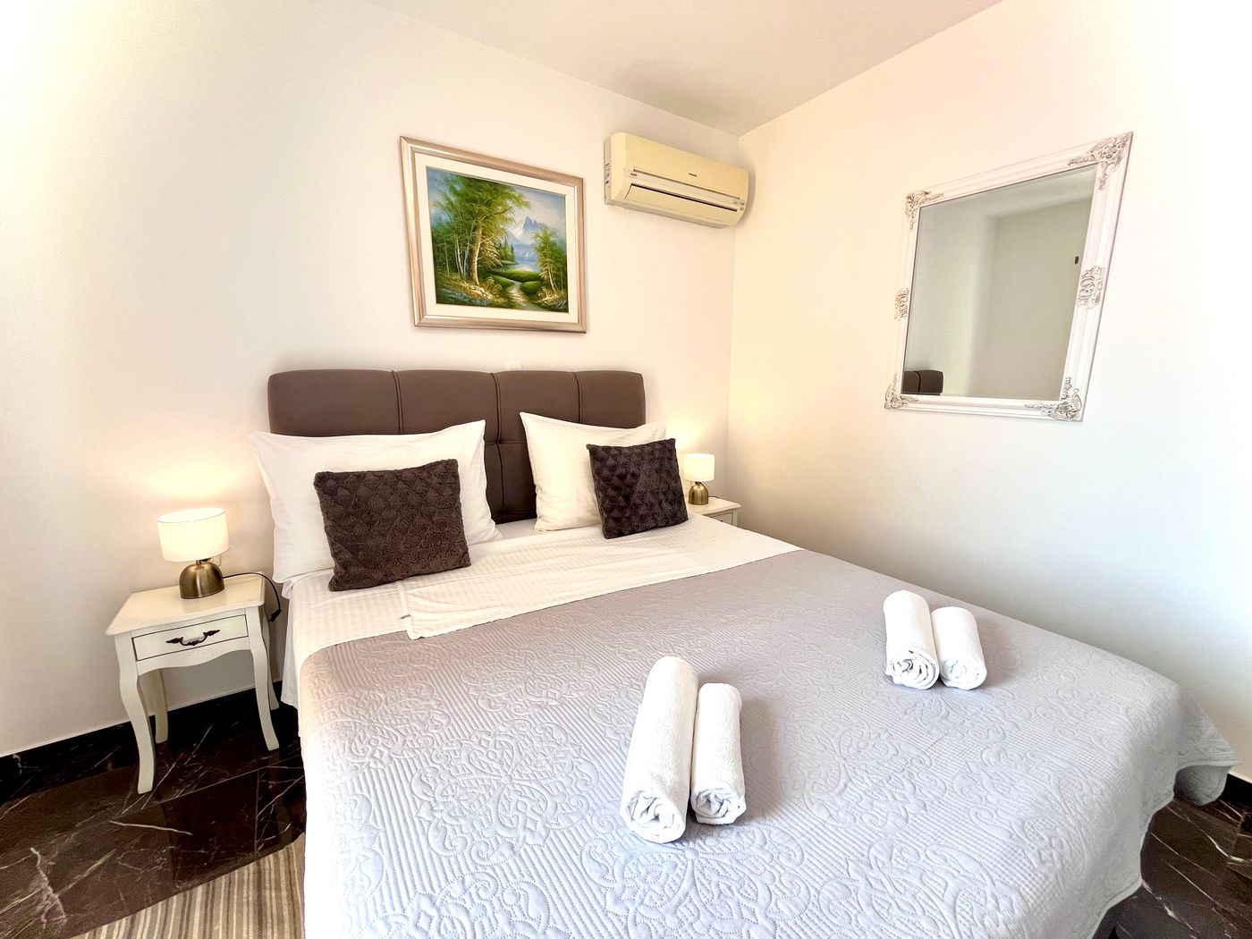 Villa-Sunset-Room-39