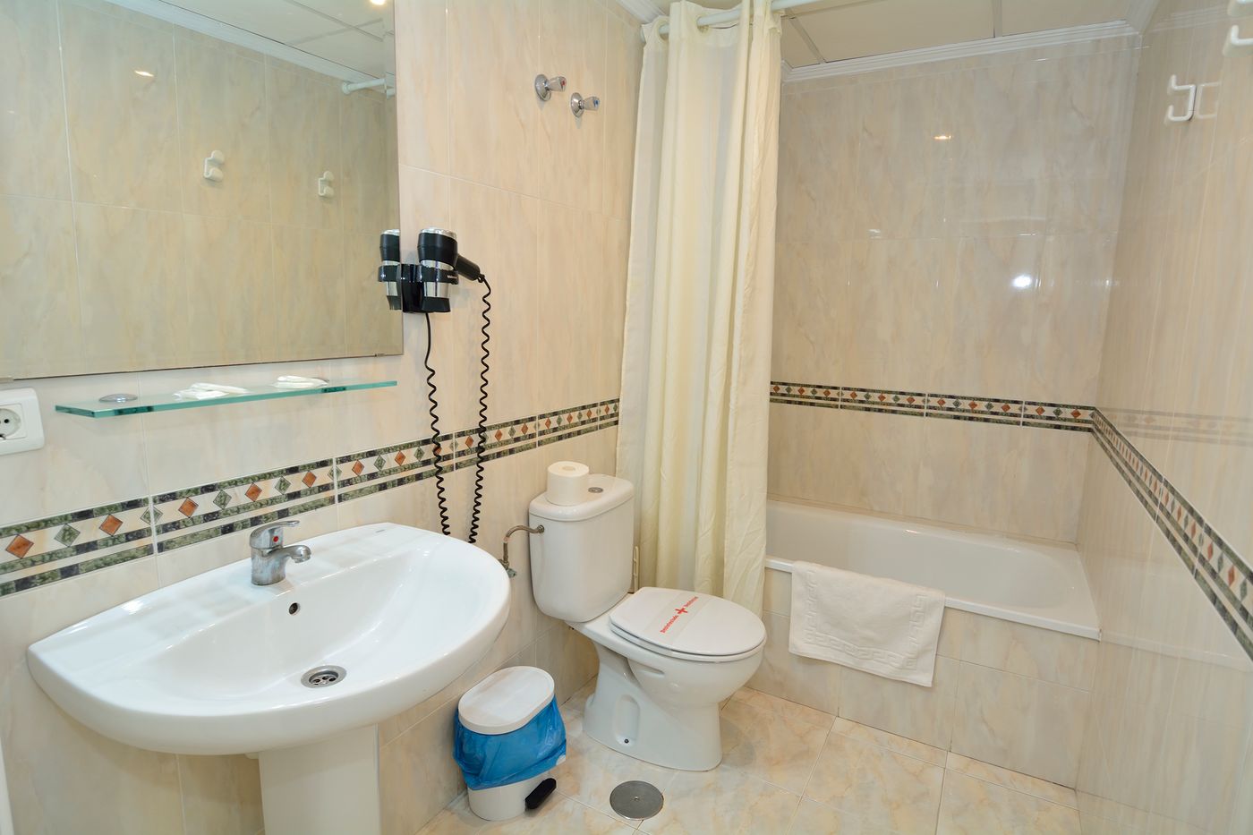 Apartamentos-HC-Burriana-Playa-Room-24