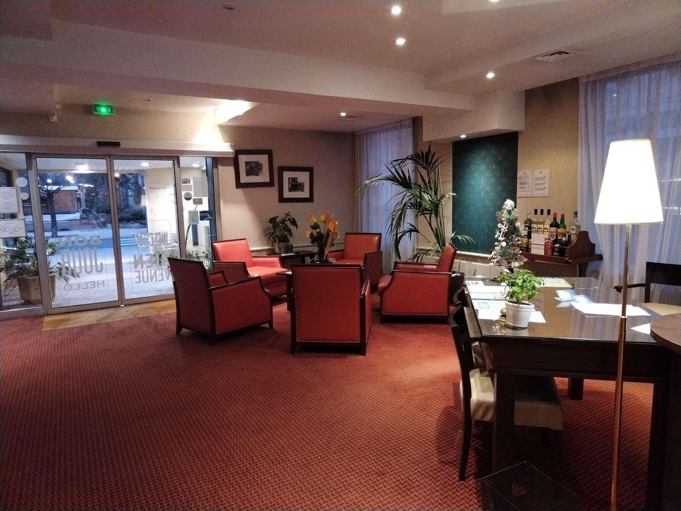 Kyriad Villefranche Sur Saône - France - VILLEFRANCHE-SUR-SAONE - Lobby - 5