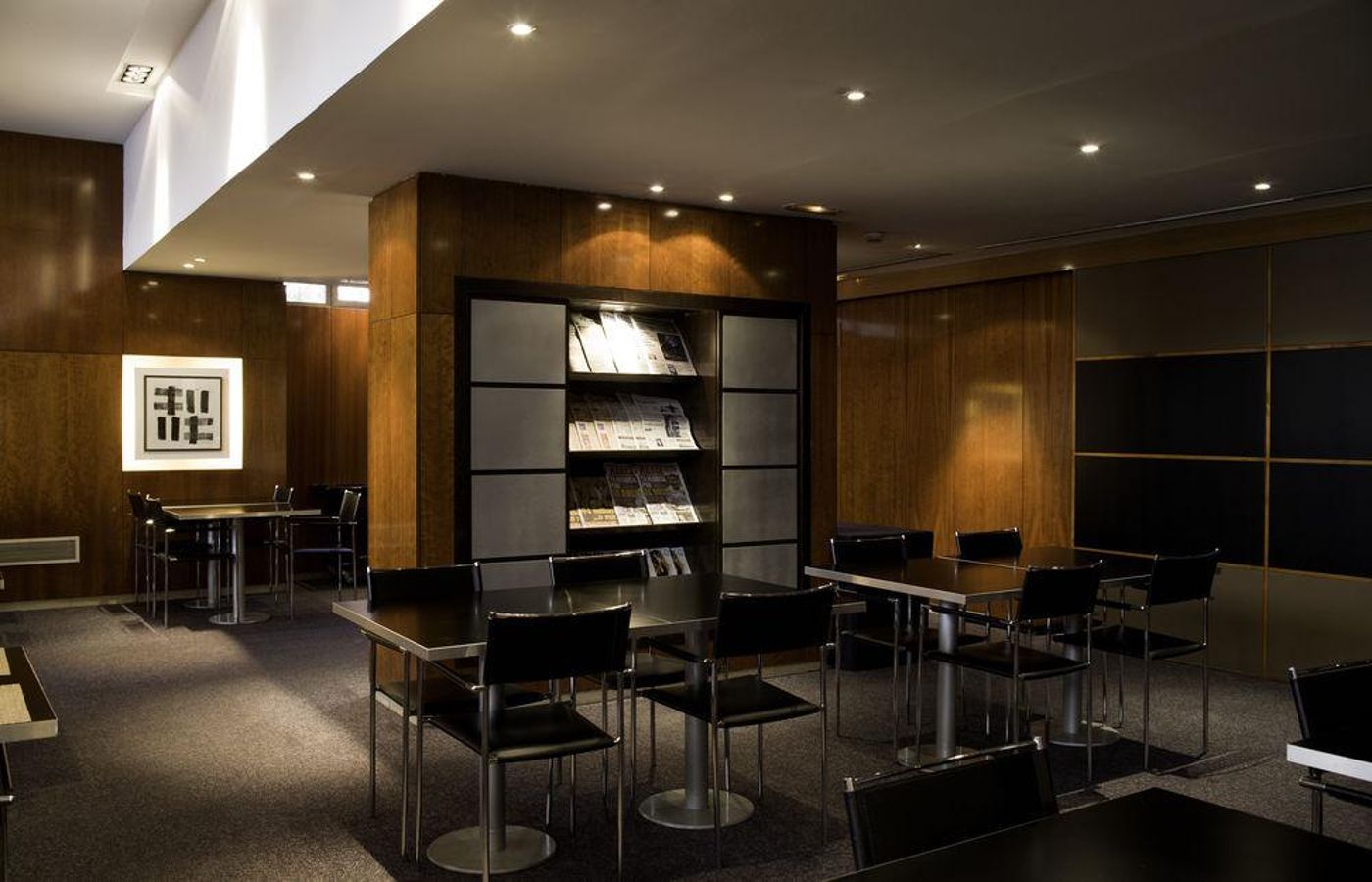 AC-Madrid-Avendia-de-America-General-view-20