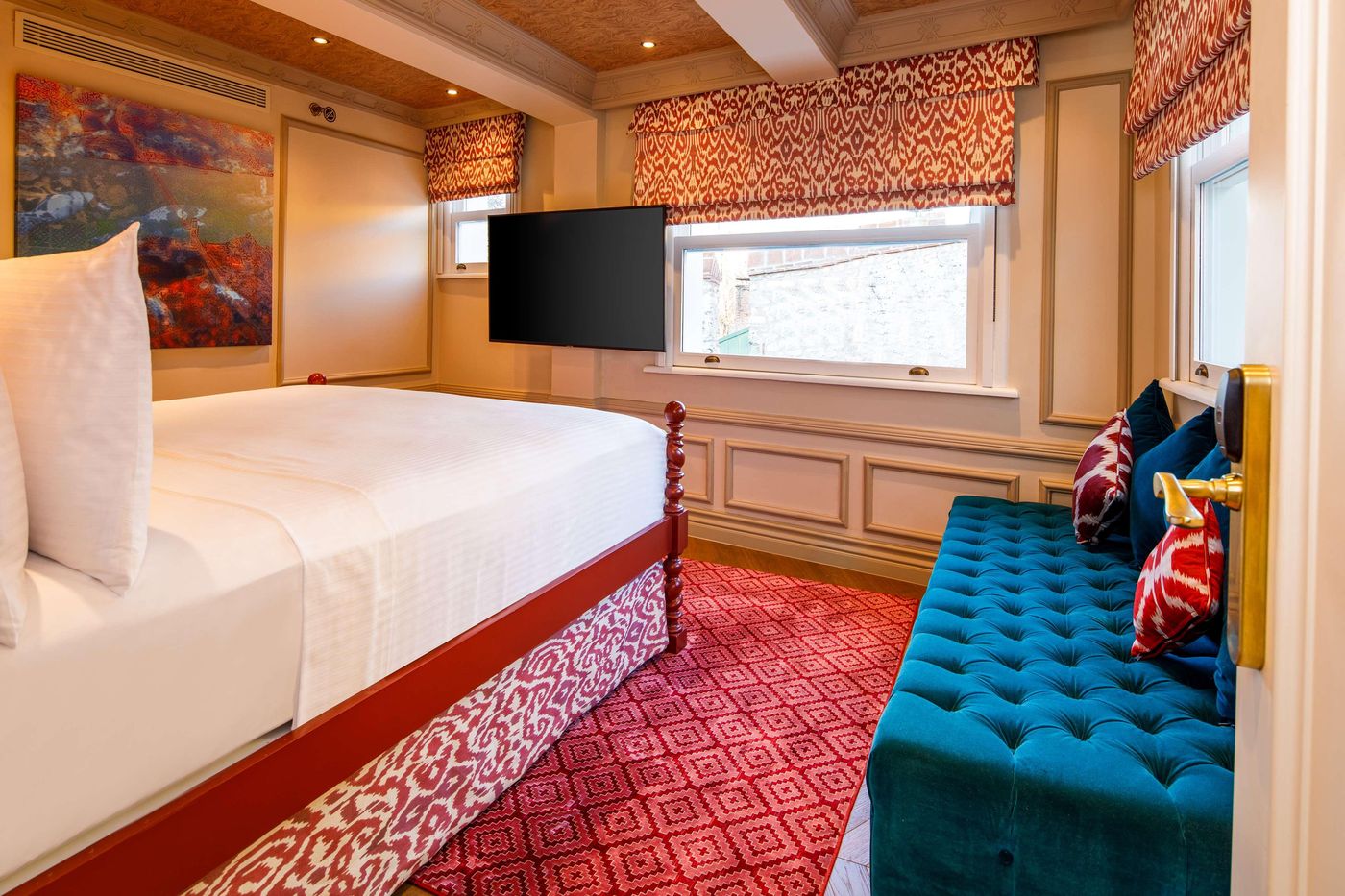 Hagia-Sofia-Mansions-Curio-Collection-by-Hilton-Room-41