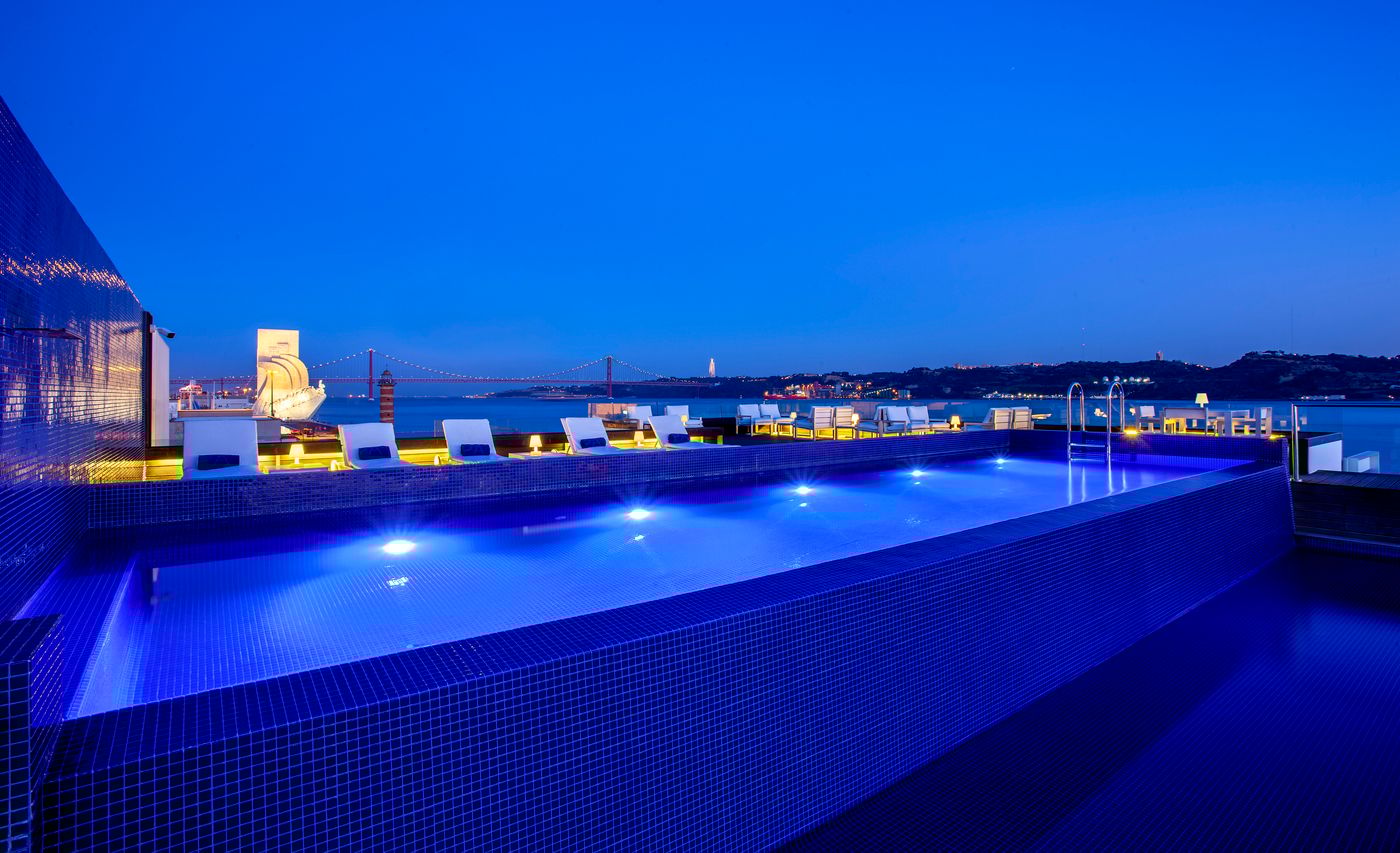 Altis-Belem-Hotel---Spa---Design-Hotels-Pool-78