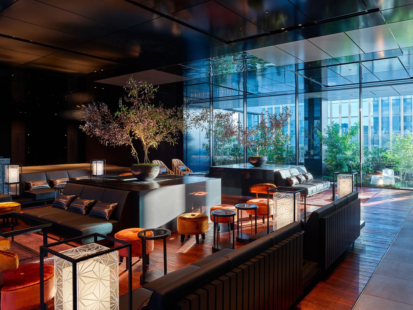 Mitsui Garden Hotel Nihonbashi Premier-Japan-Tokyo-Lobby-6