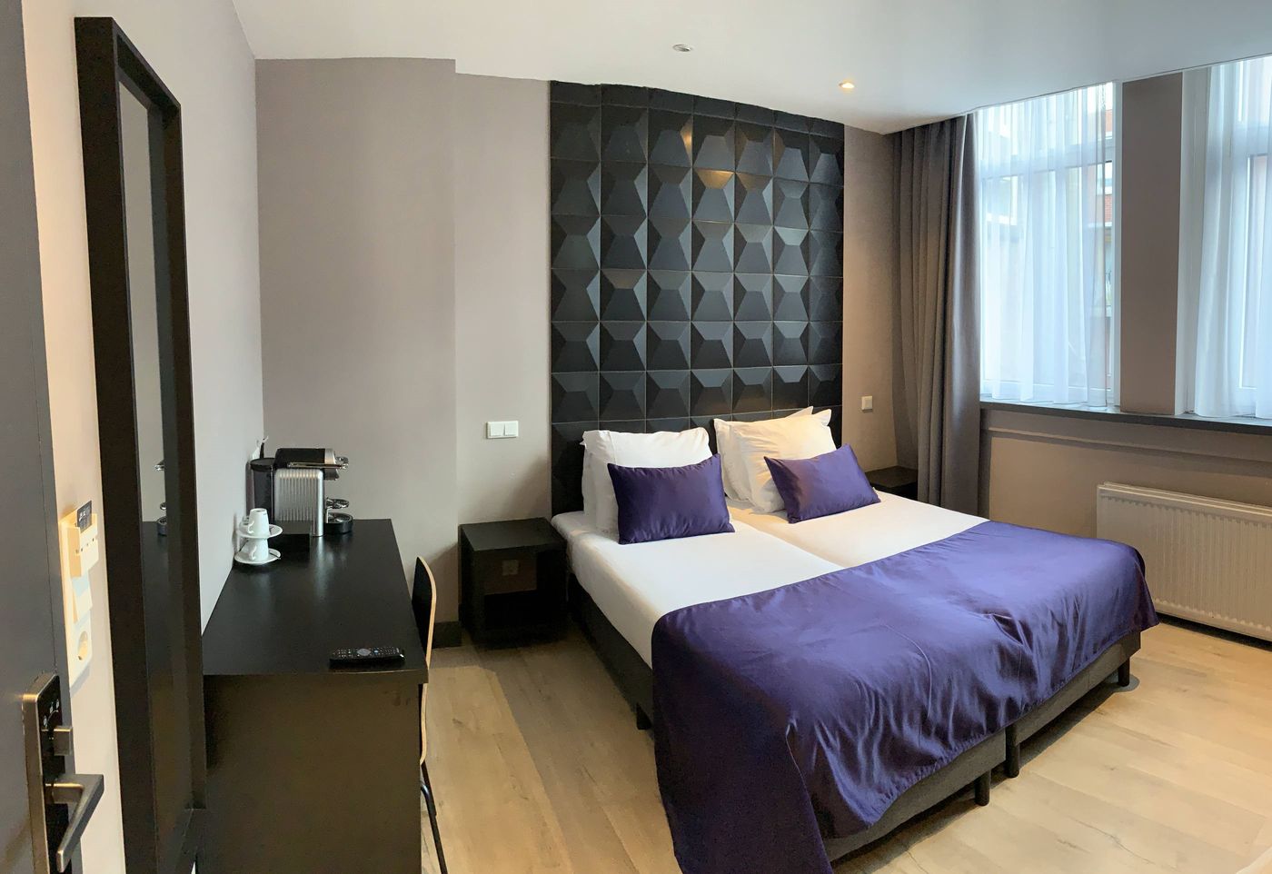 Hotel-de-Looier-Room-2