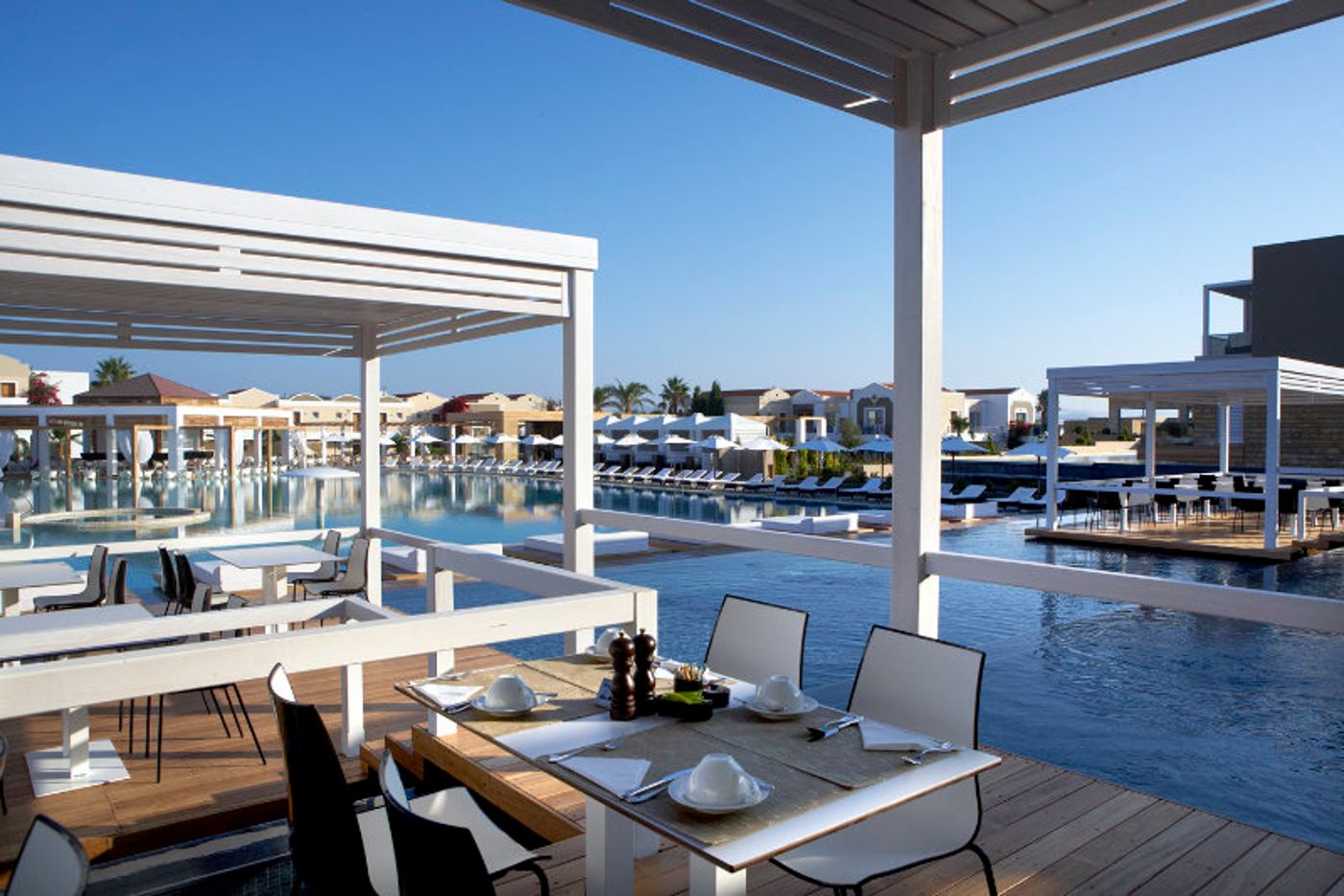 Pelagos-Suites-Hotel-Pool-6
