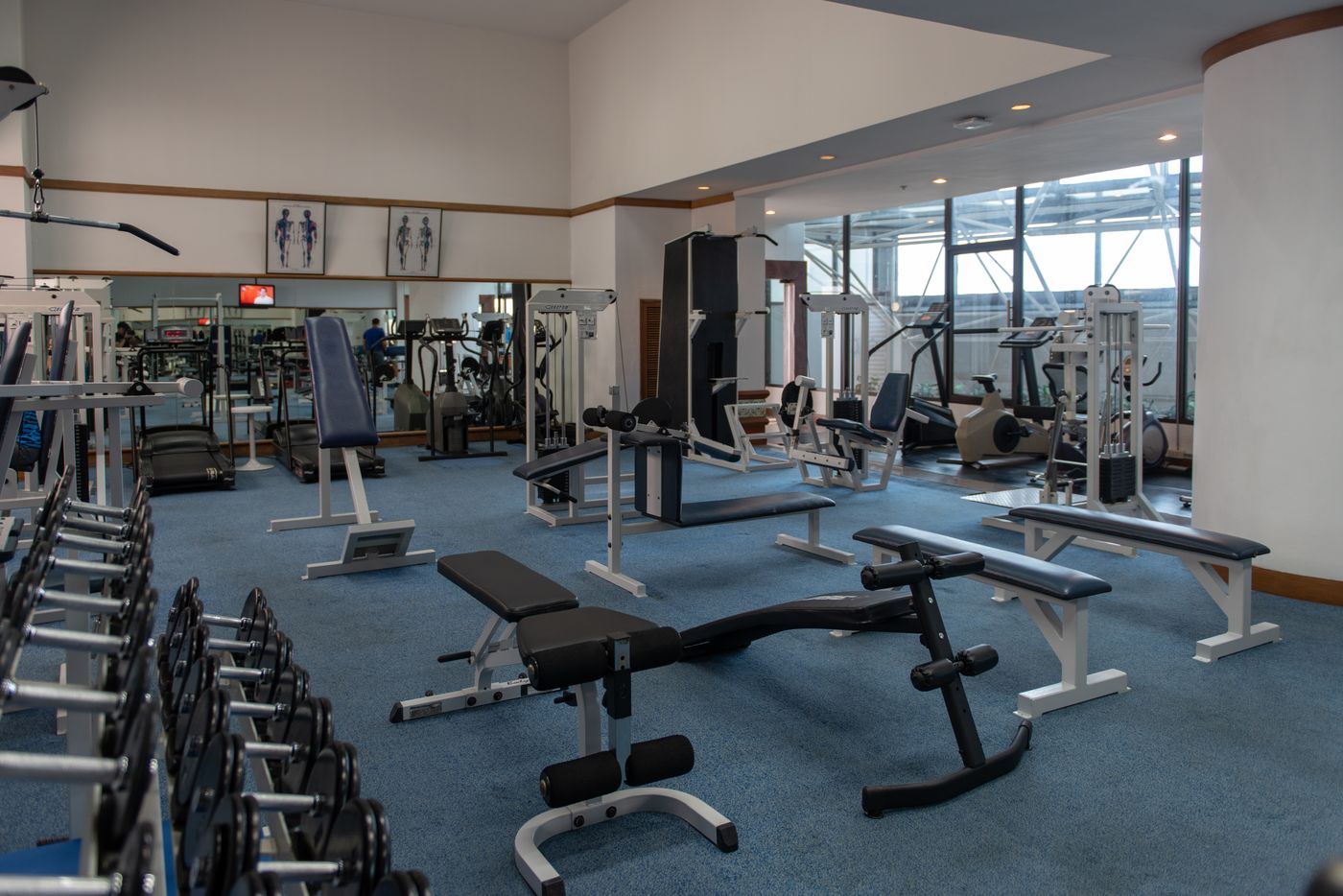 Montien-Riverside-Bangkok-Hotel-Sports-and-Entertainment-66