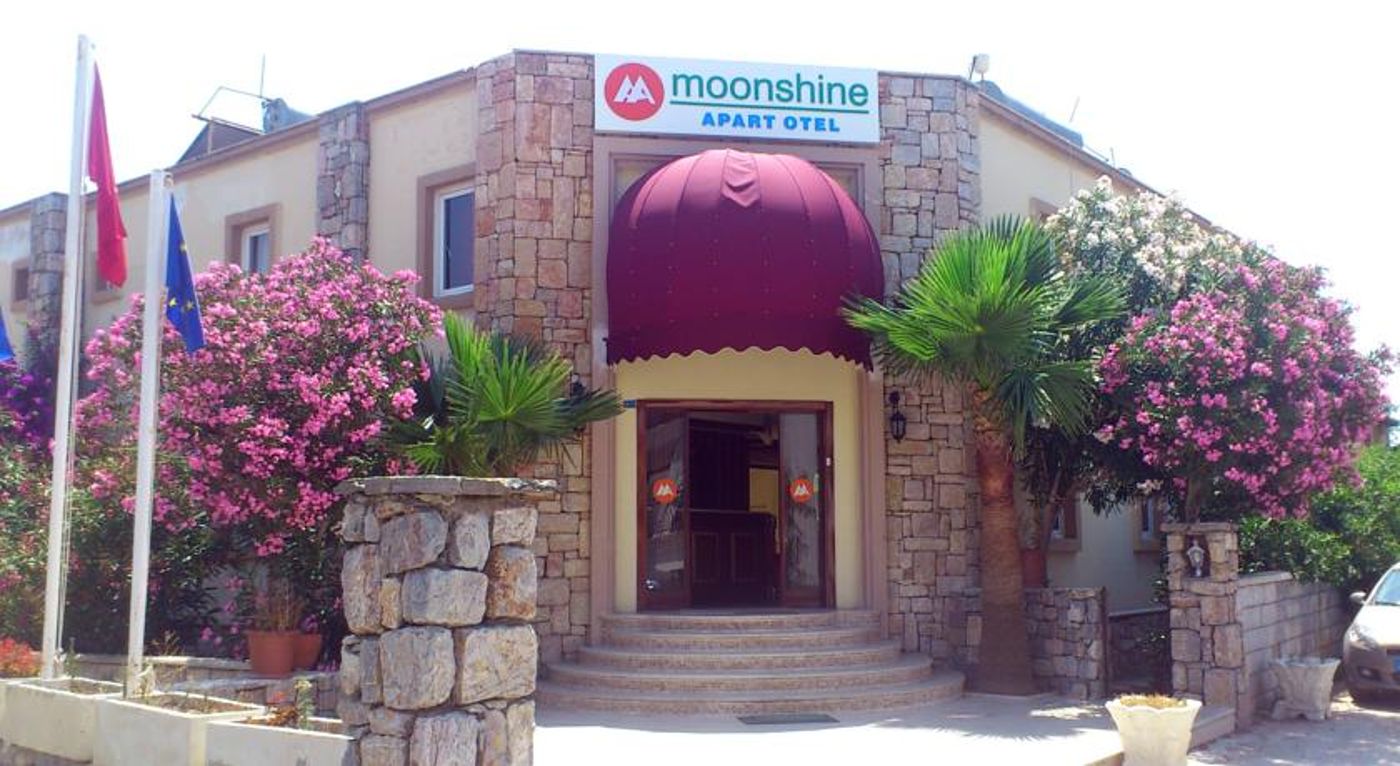 Moonshine Apartments