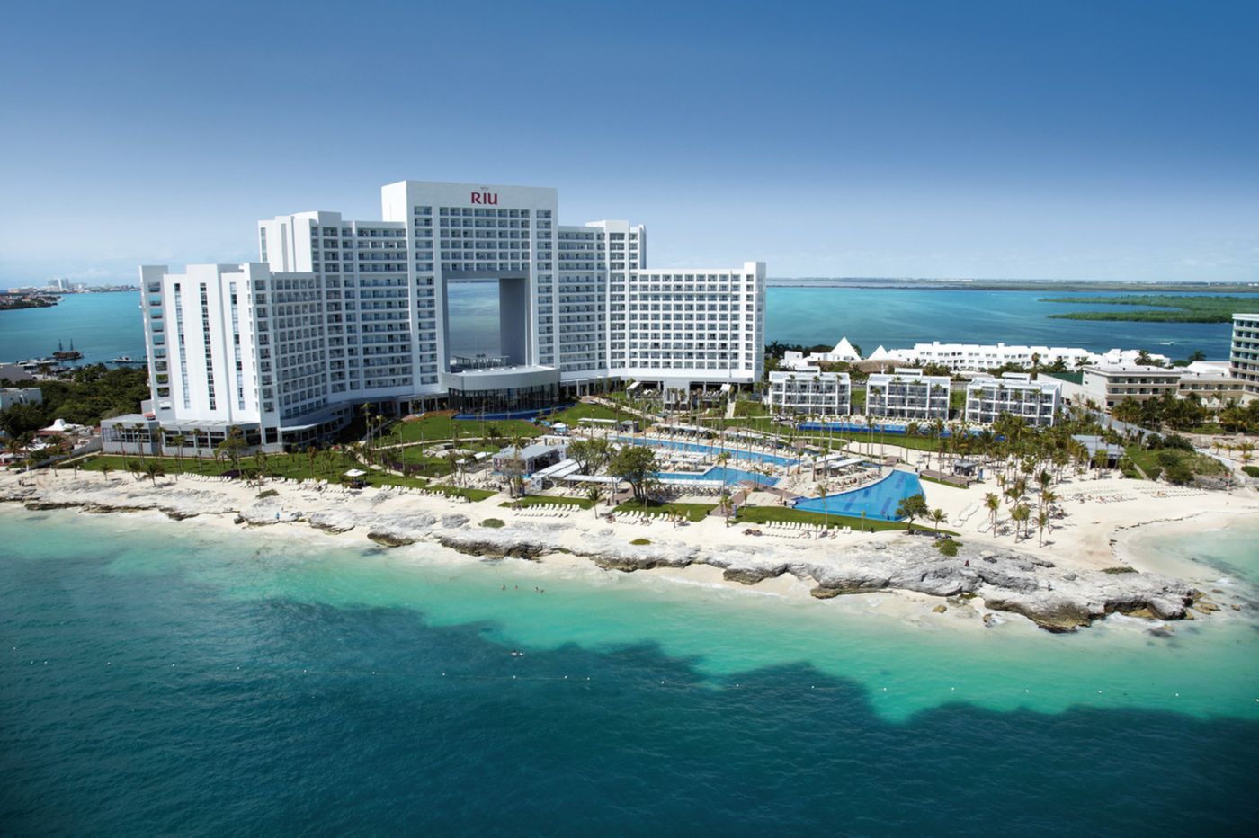 Riu-Palace-Pen----nsula-General-view-16