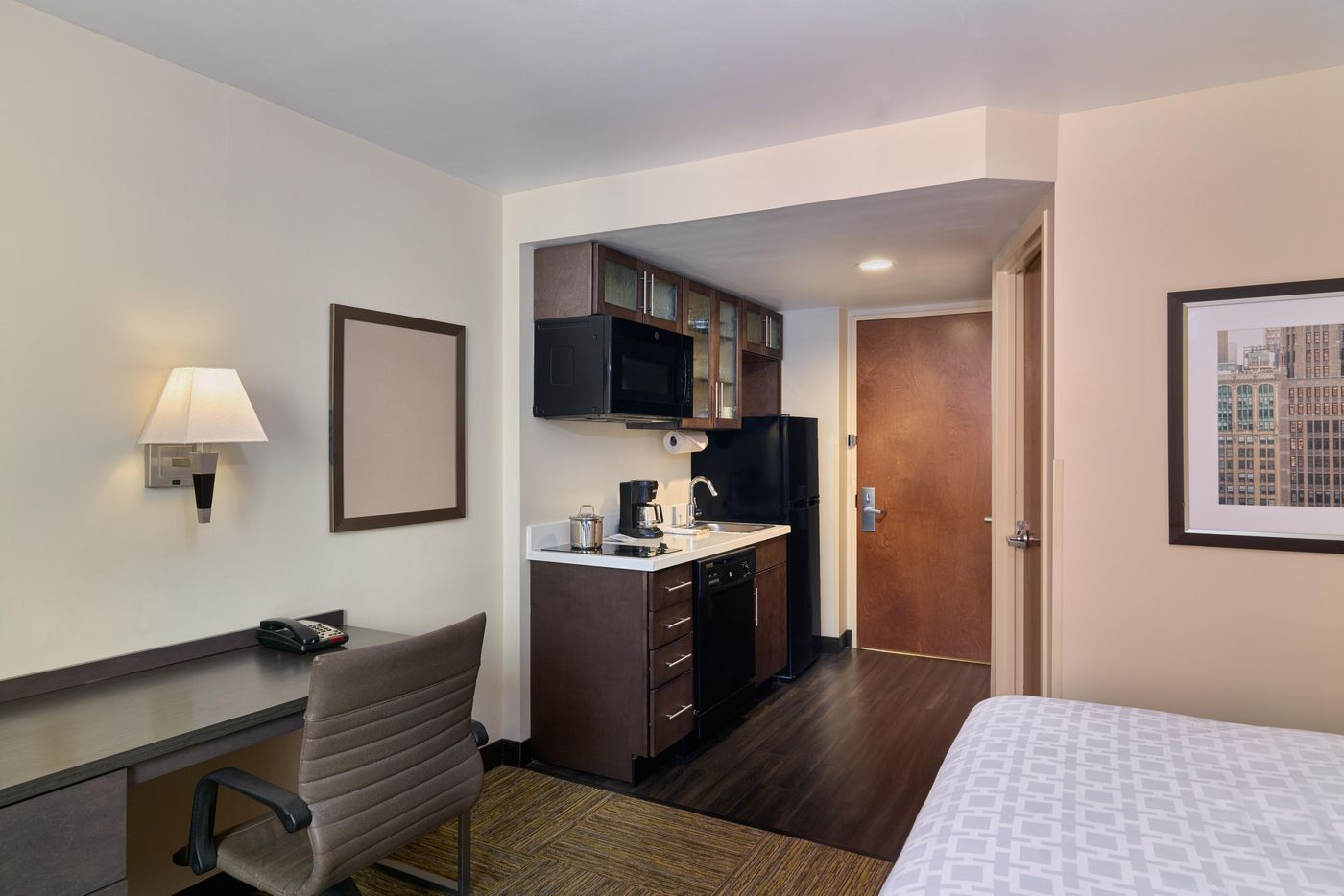 Candlewood-Suites-New-York-City--Times-Square-Room-18