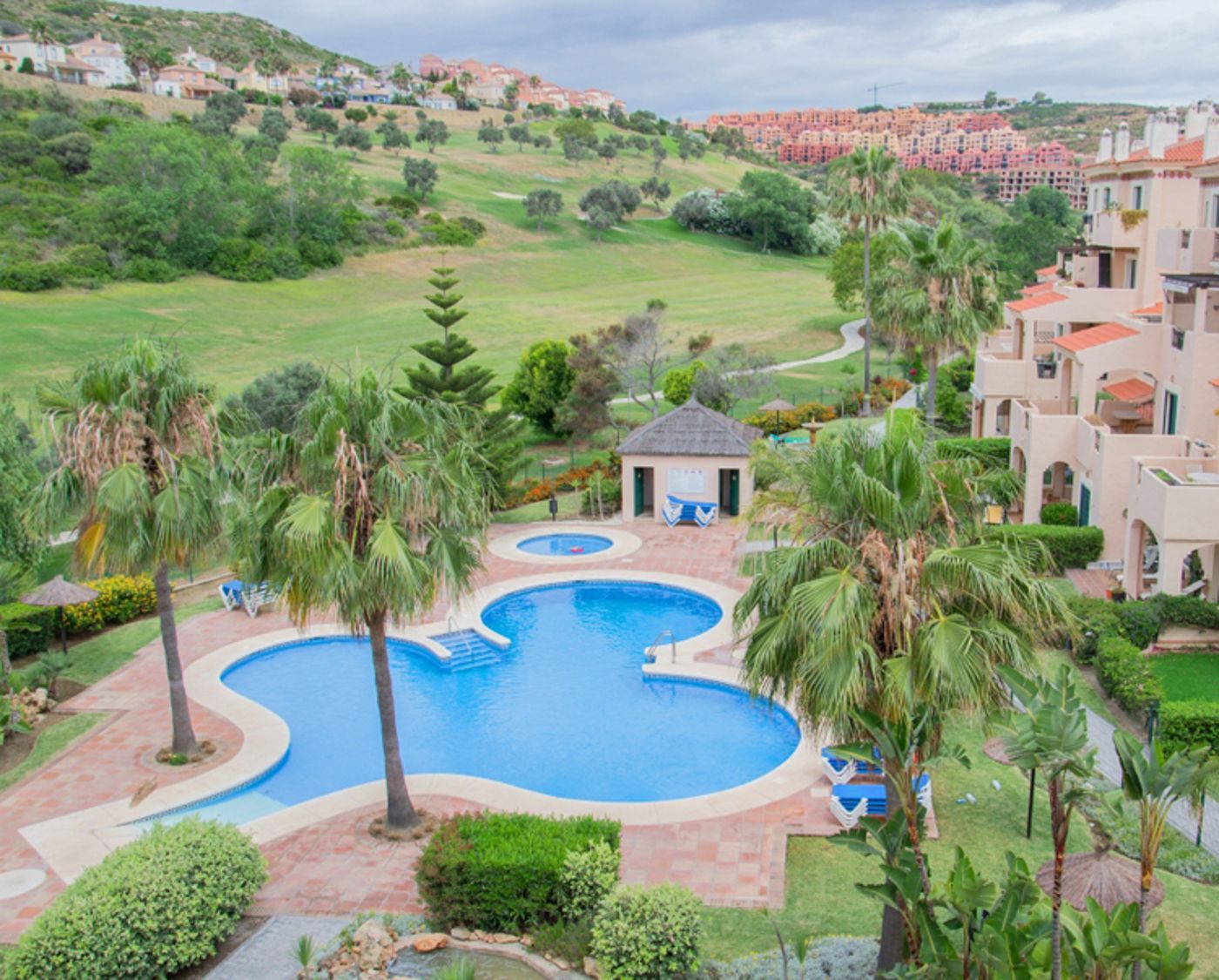 La Almadraba Apartments