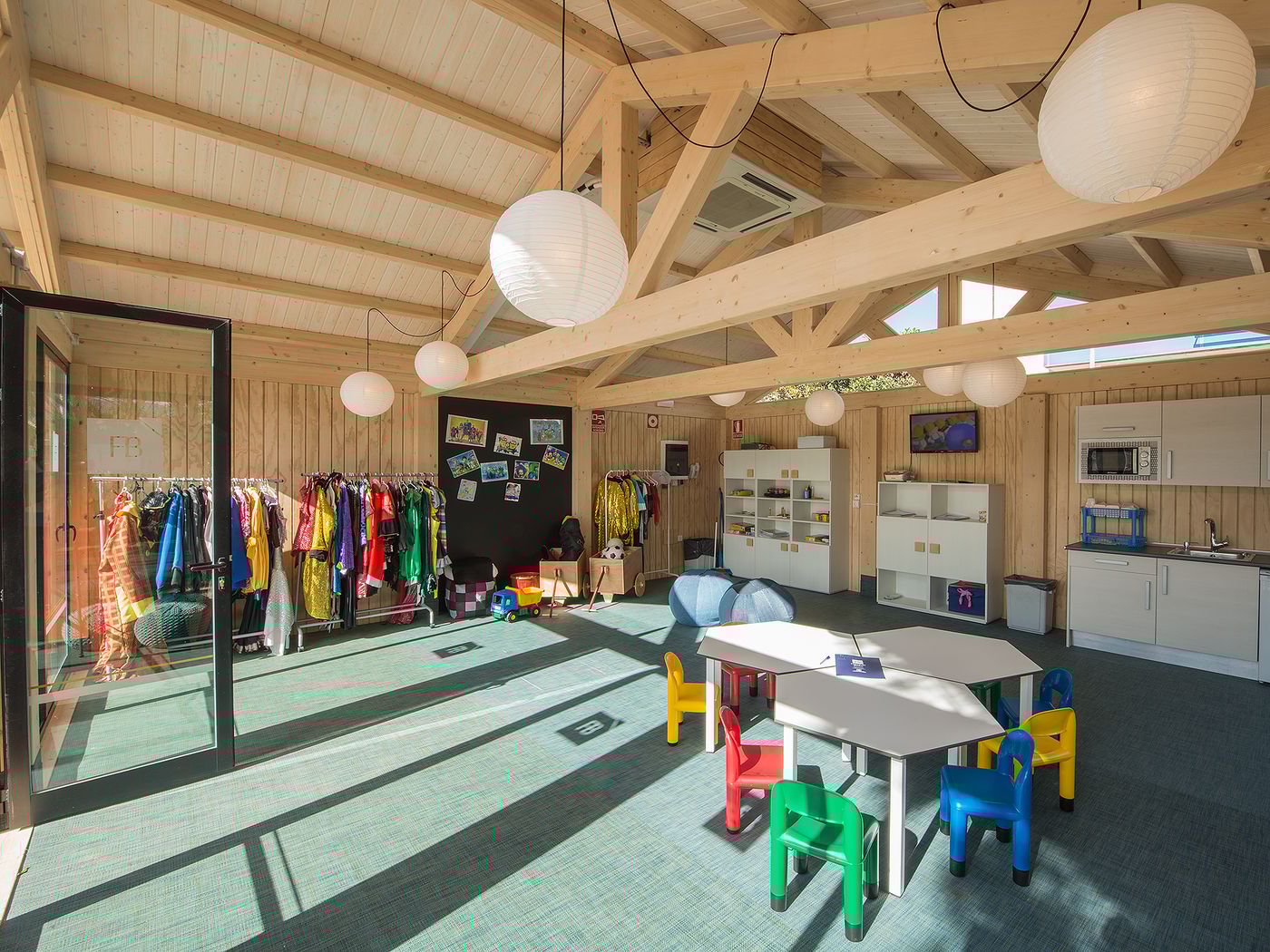 Fuengirola-Beach-Sports-and-Entertainment-43