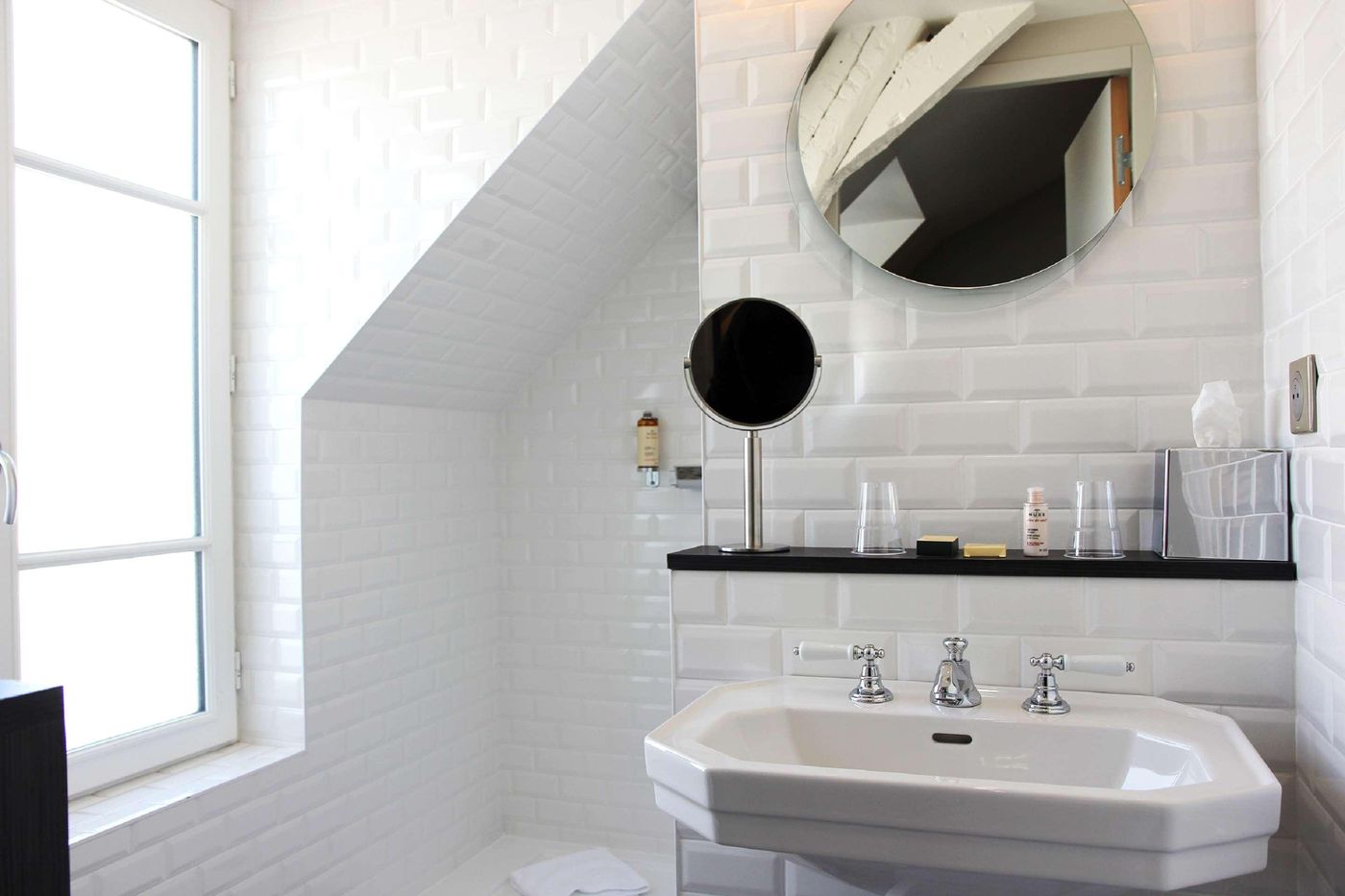 Hotel-Litteraire-Marcel-Ayme--BW-Premier-Collectio-Room-51