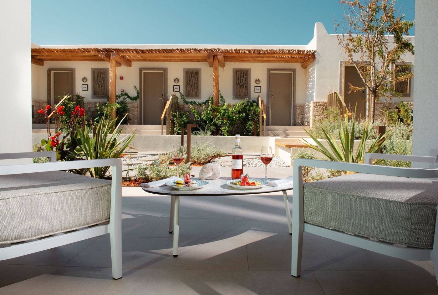 Mitsis-Rinela-Room-13