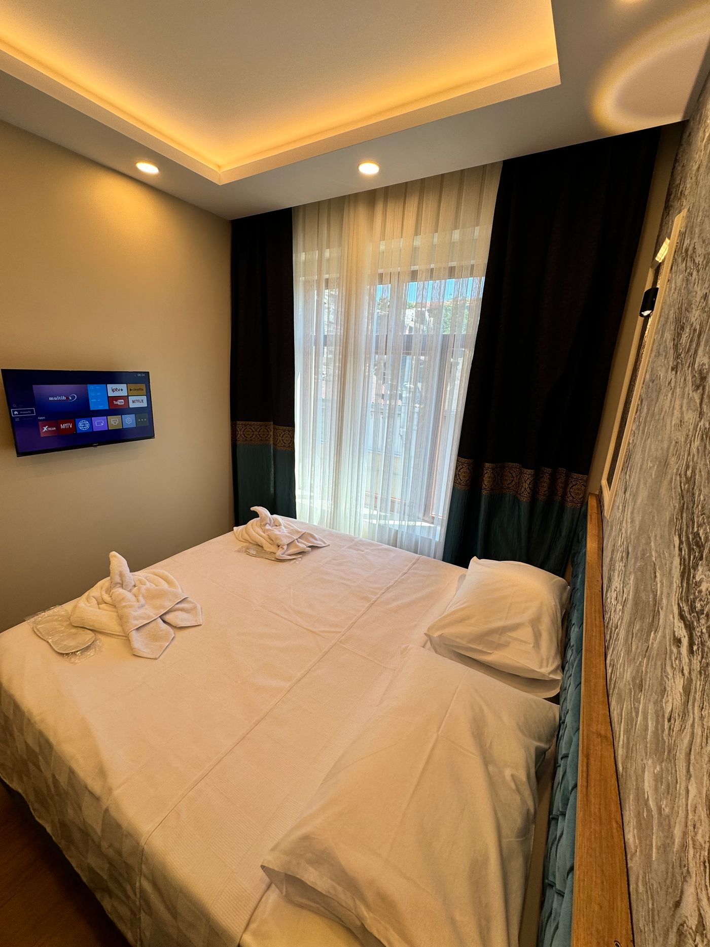 Riverside-Hotel-Room-18