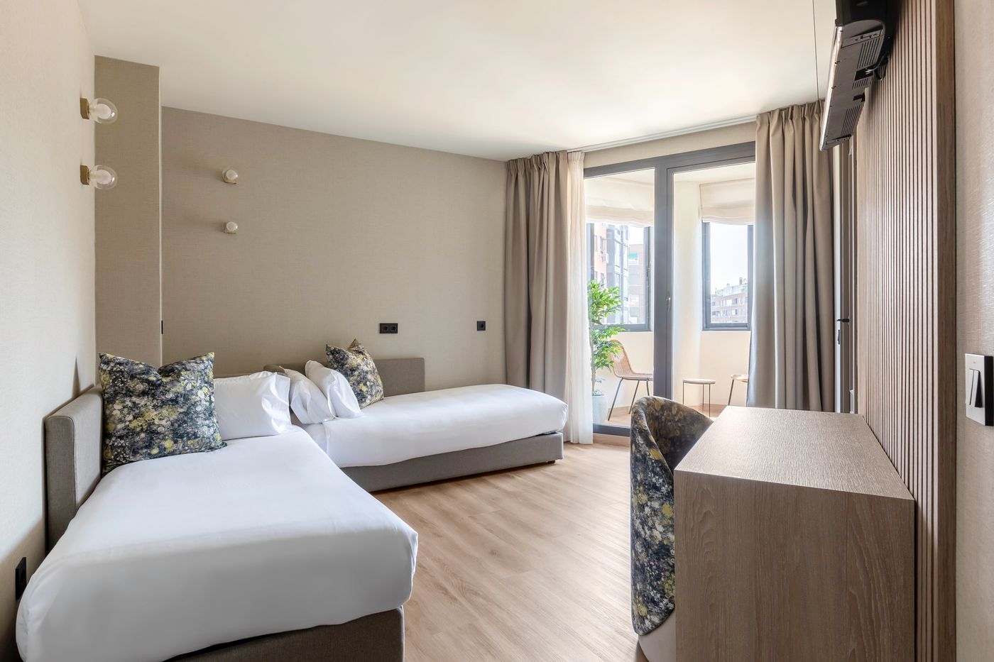 Acta-Piramides-Room-4