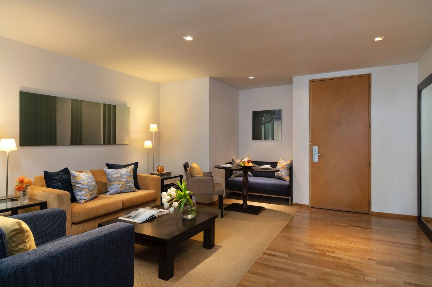 Lebua-at-State-Tower-Room-45